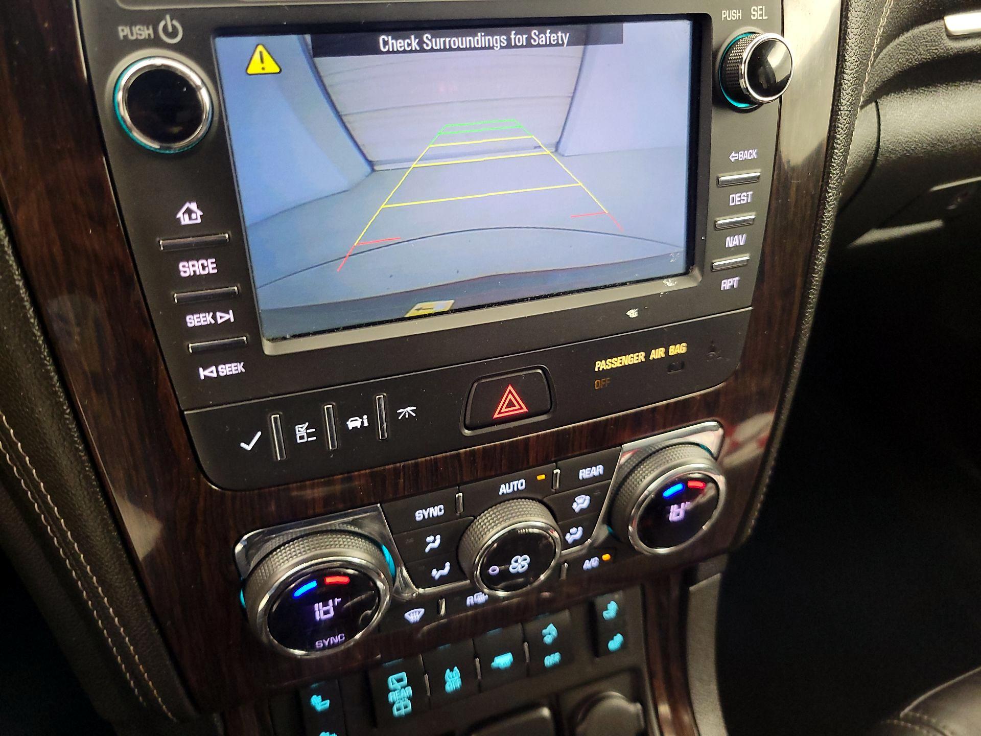 Thumbnail: 2017 Chevrolet Traverse - 14