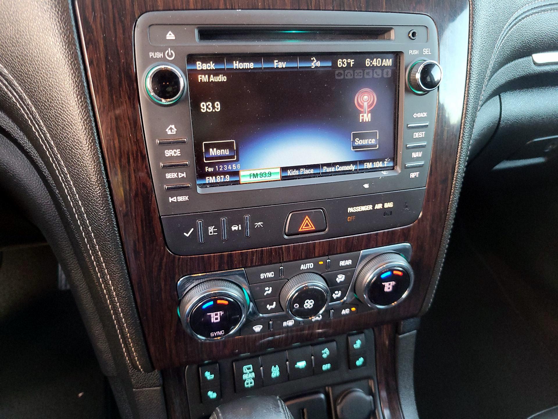 Thumbnail: 2017 Chevrolet Traverse - 15