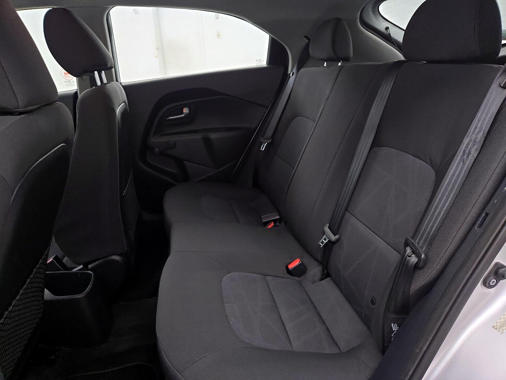 Thumbnail: 2015 Kia Rio - 18