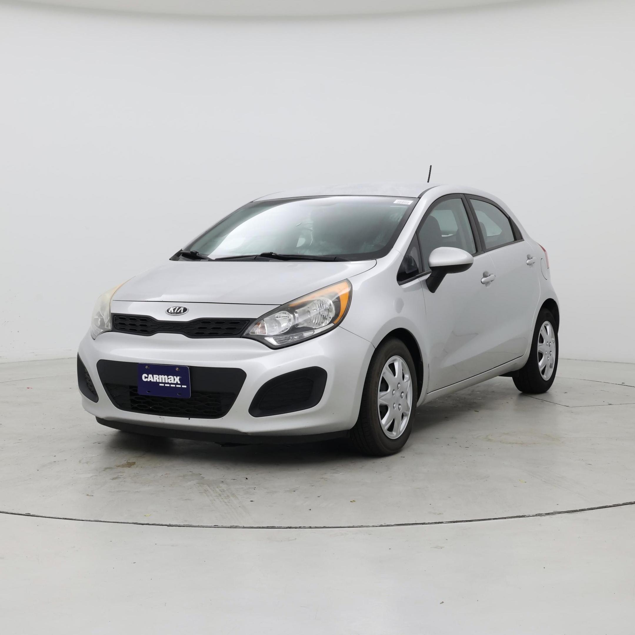 Thumbnail: 2015 Kia Rio - 4