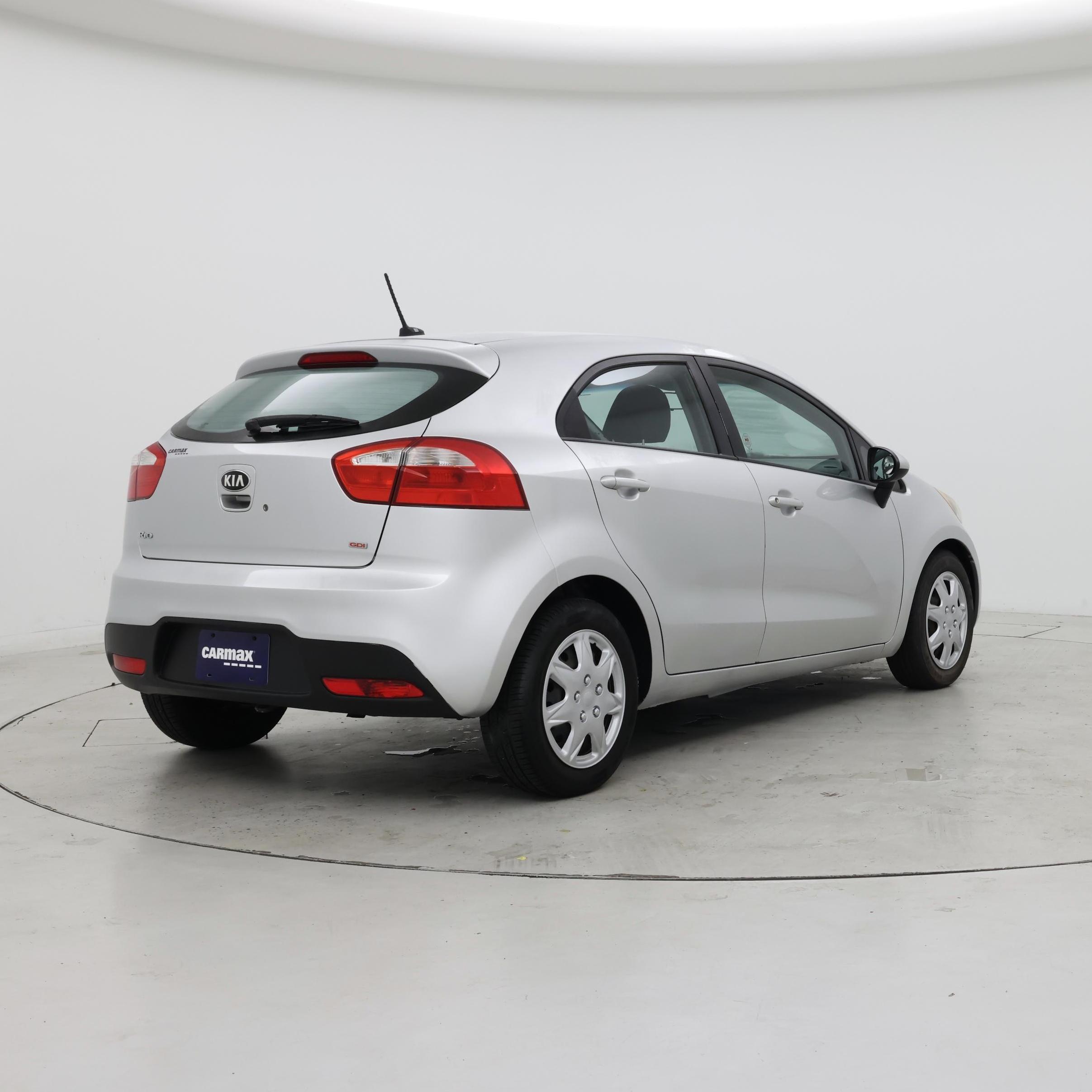 Thumbnail: 2015 Kia Rio - 8