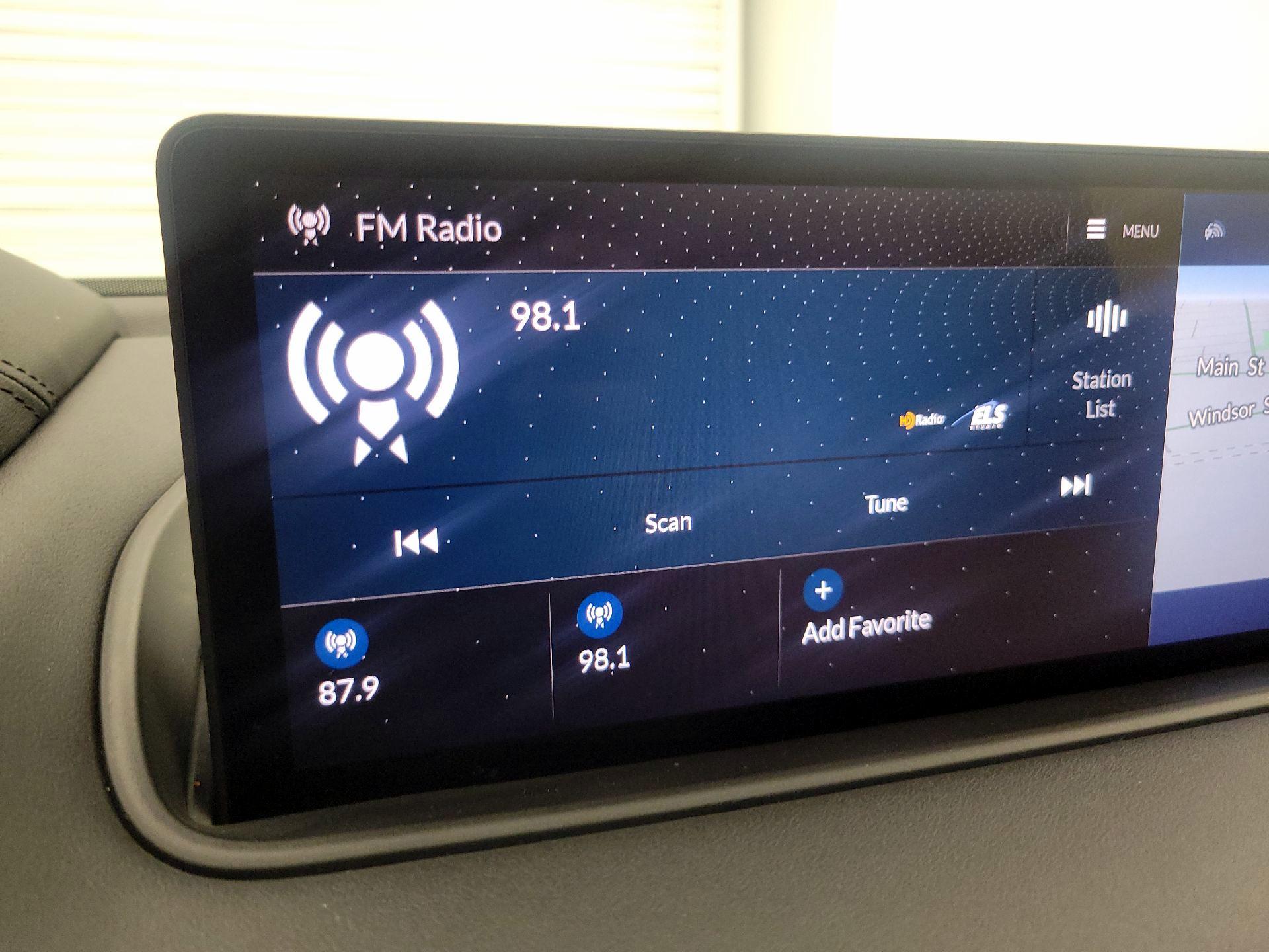 Thumbnail: 2023 Acura MDX - 16