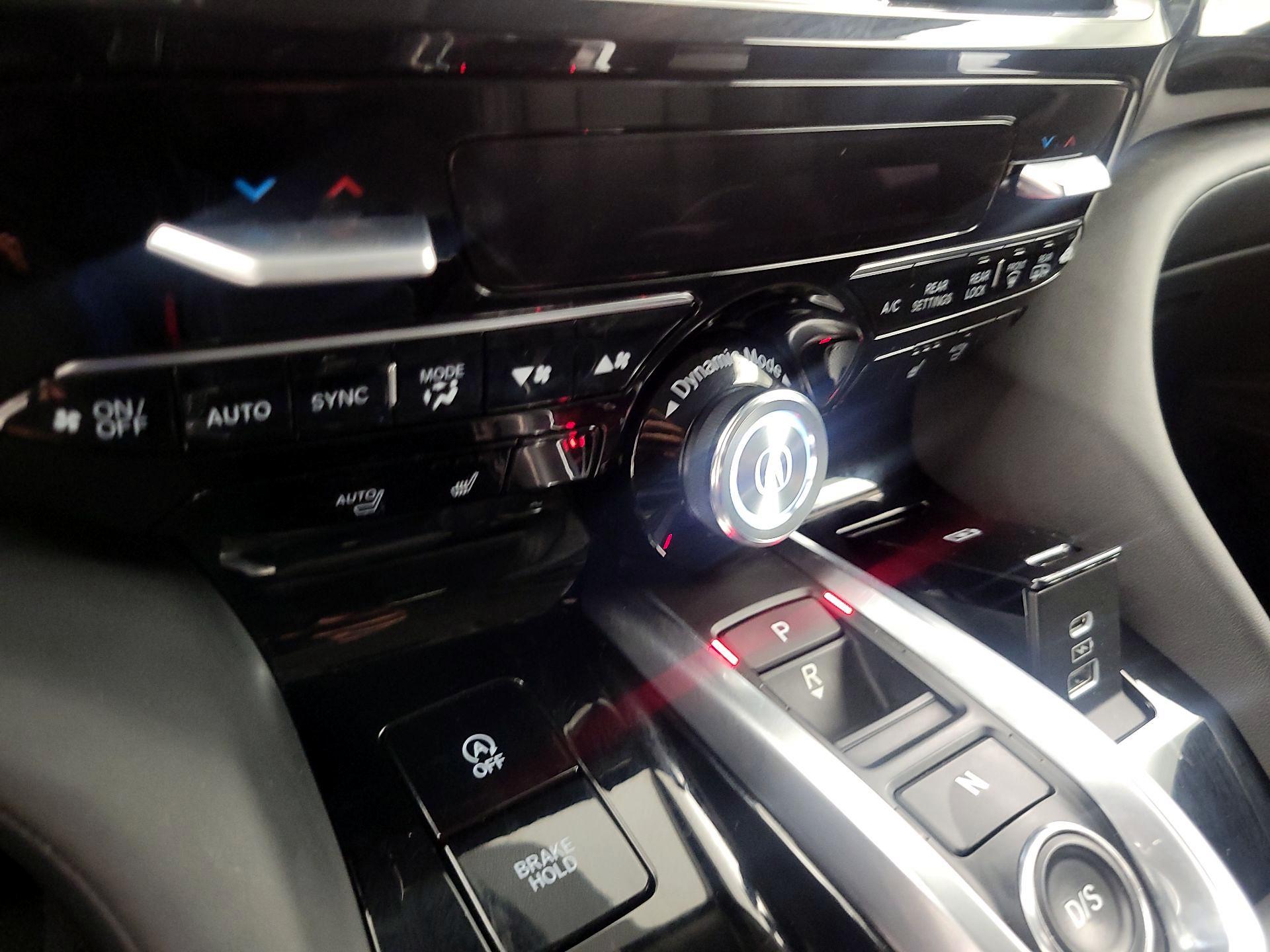 Thumbnail: 2023 Acura MDX - 17