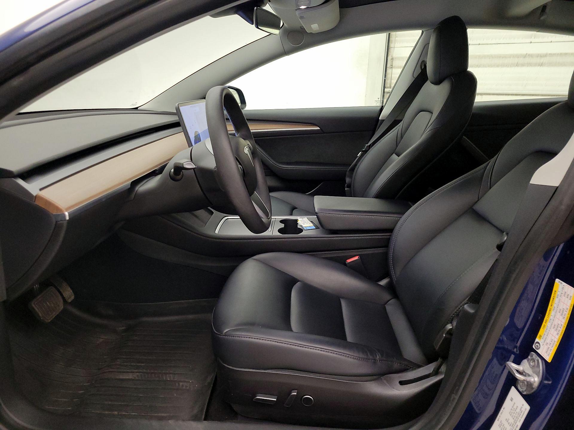 Thumbnail: 2021 Tesla Model 3 - 11