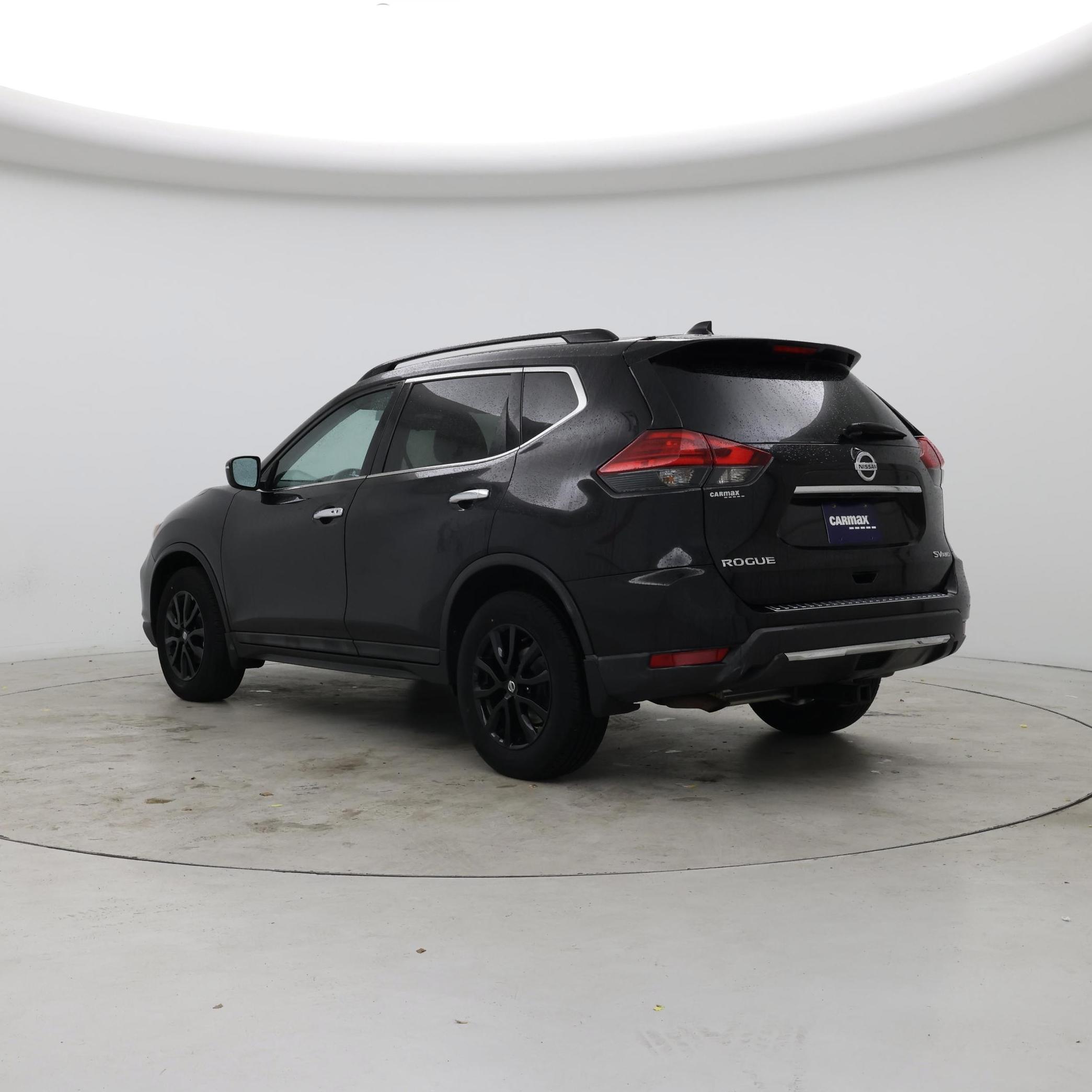 Thumbnail: 2017 Nissan Rogue - 2