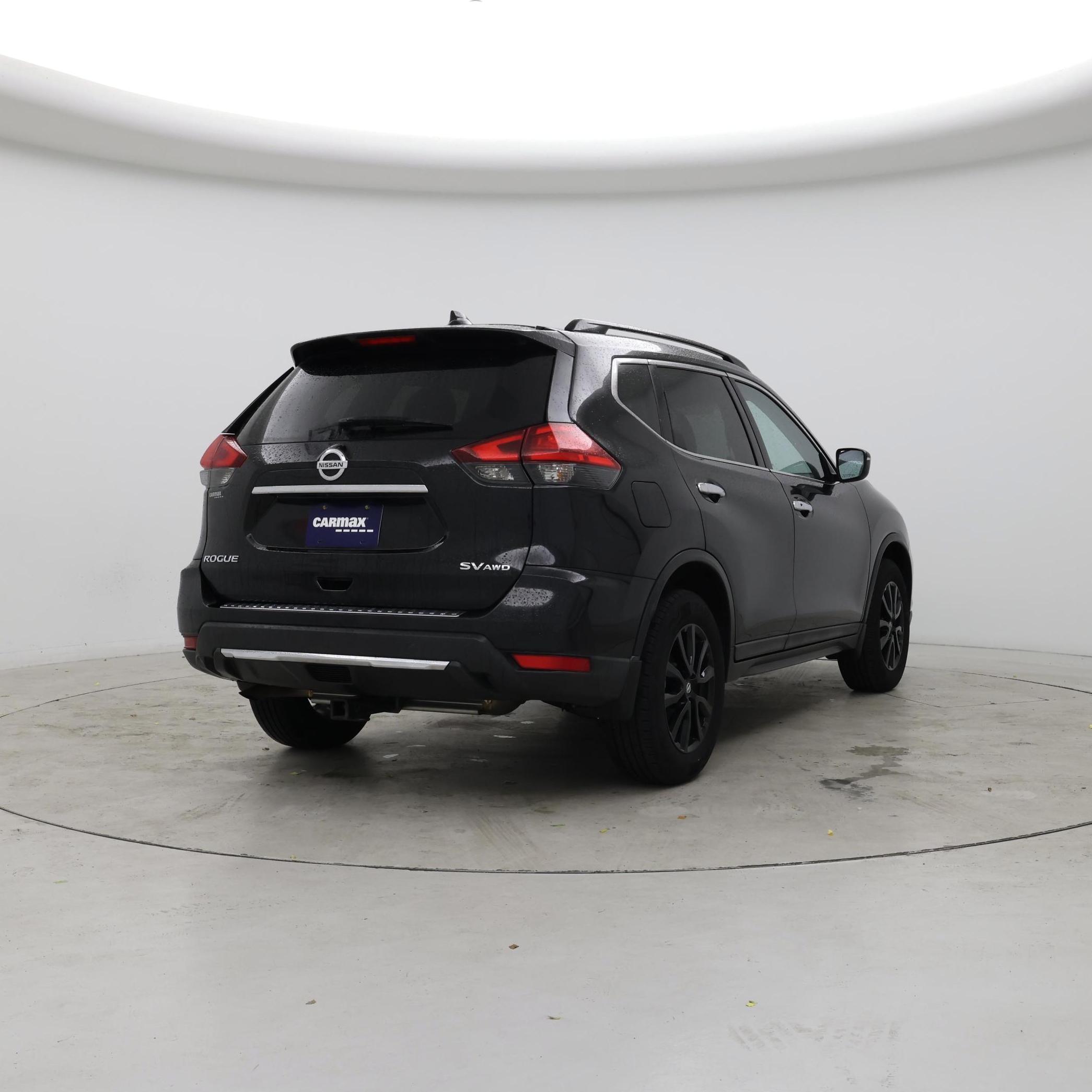 Thumbnail: 2017 Nissan Rogue - 8