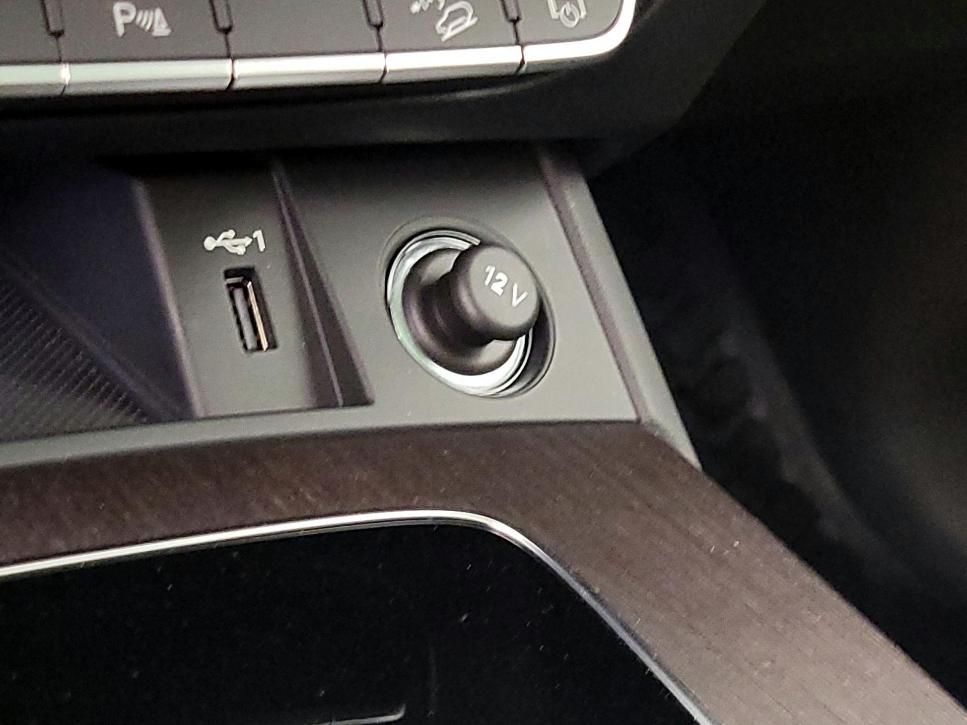 Thumbnail: 2022 Audi Q5 - 18