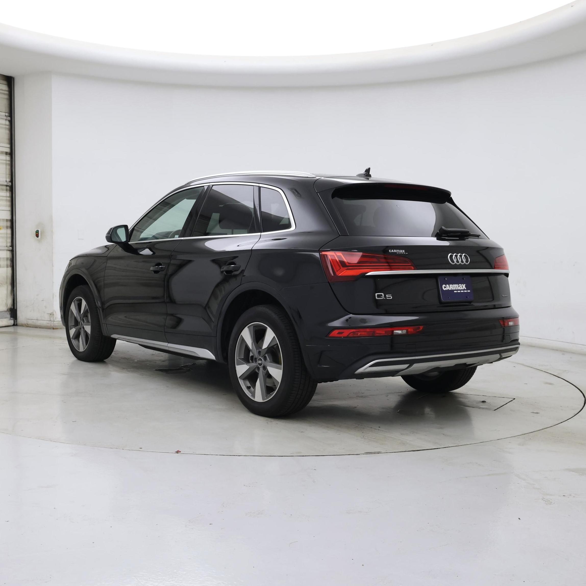 Thumbnail: 2022 Audi Q5 - 2