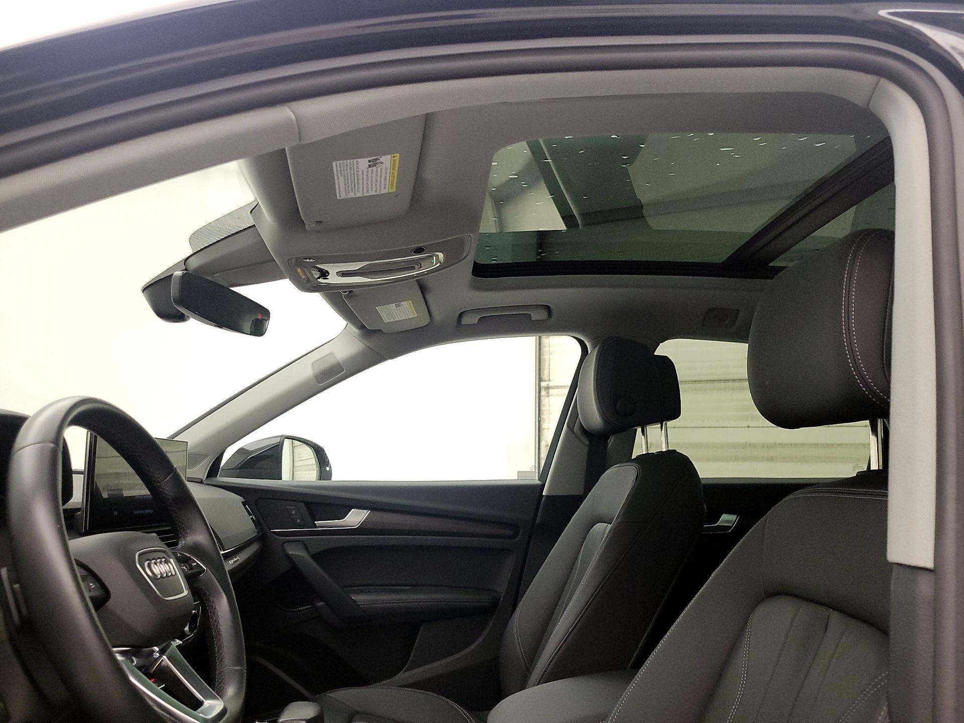 Thumbnail: 2022 Audi Q5 - 19