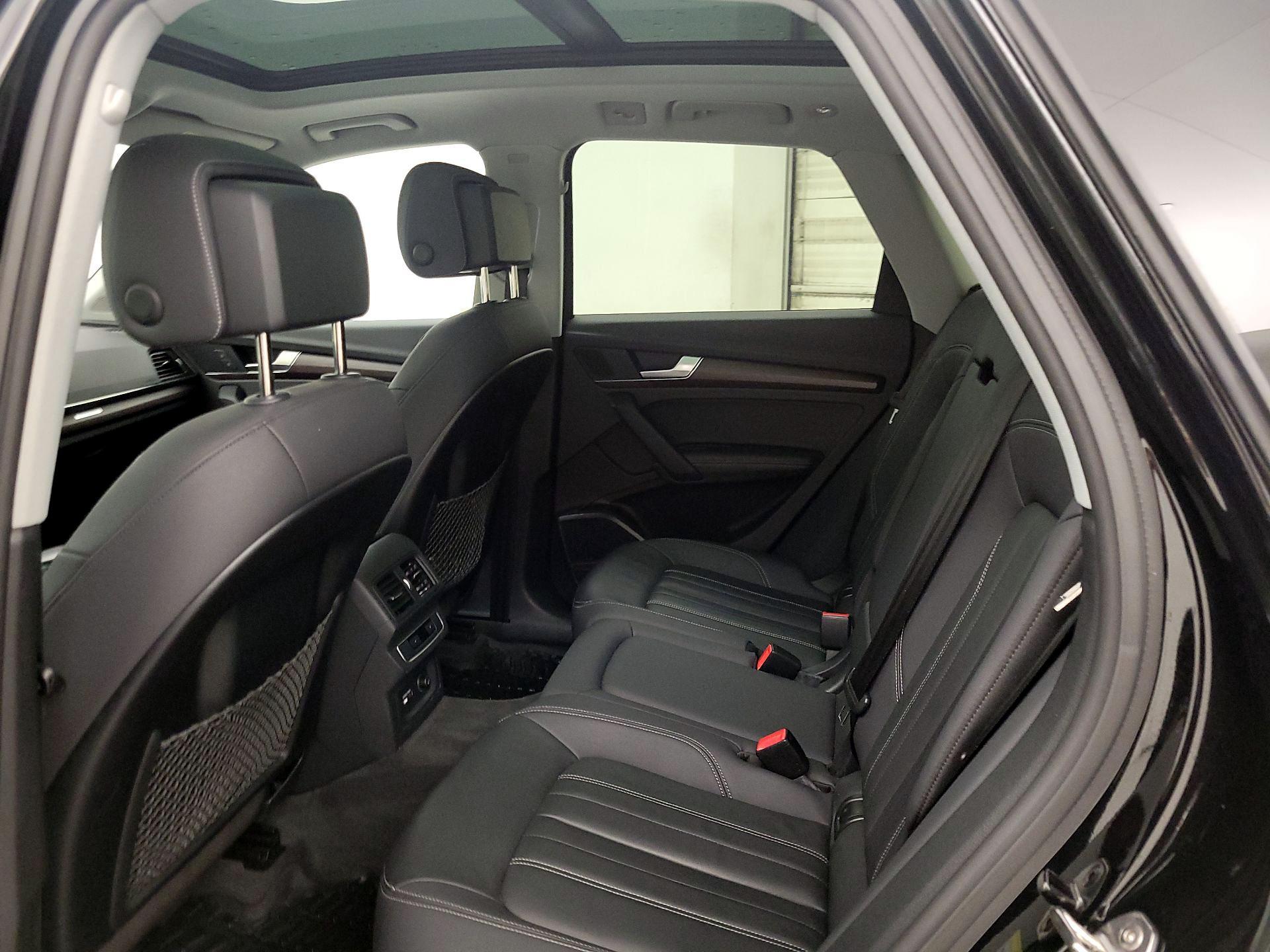 Thumbnail: 2022 Audi Q5 - 20