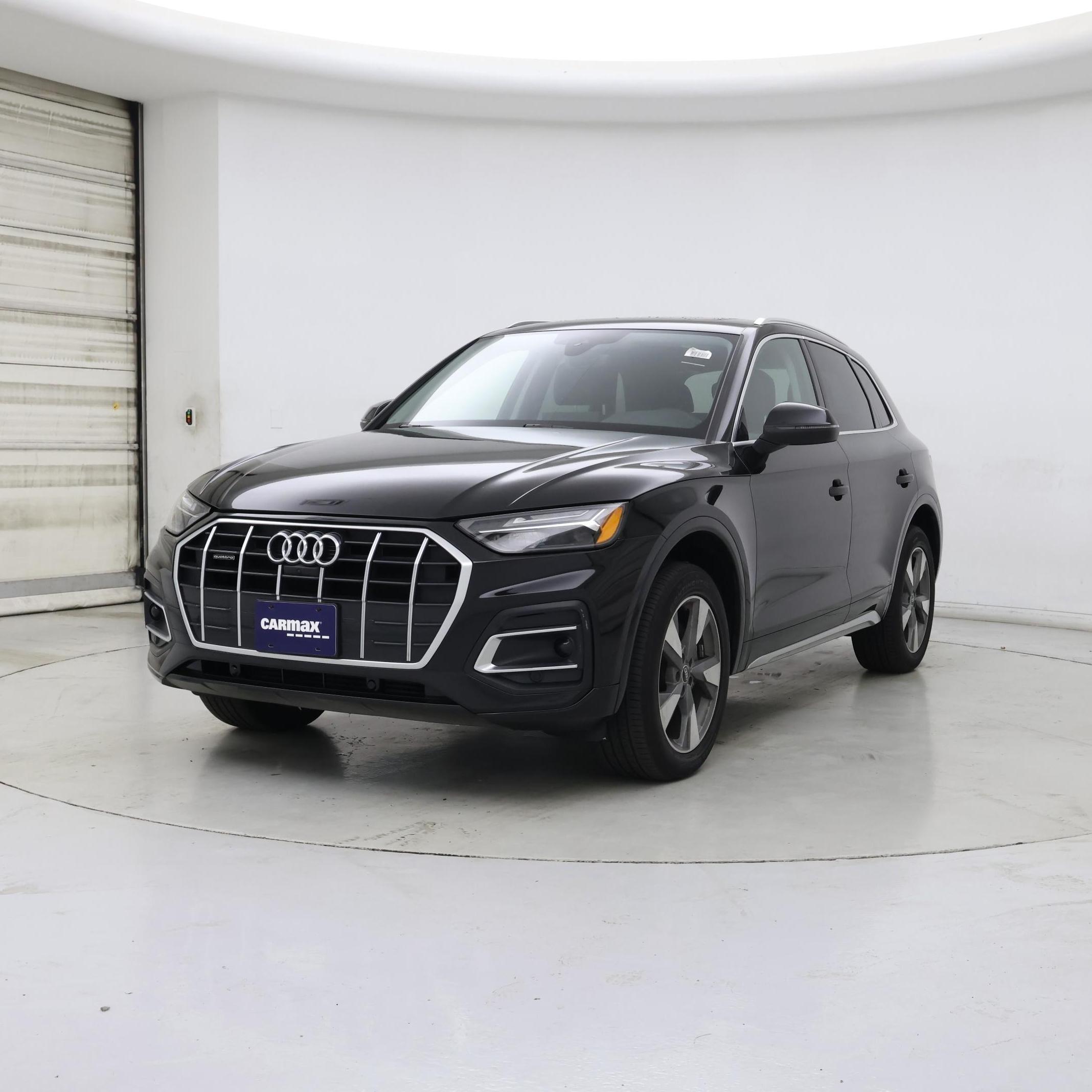 Thumbnail: 2022 Audi Q5 - 4