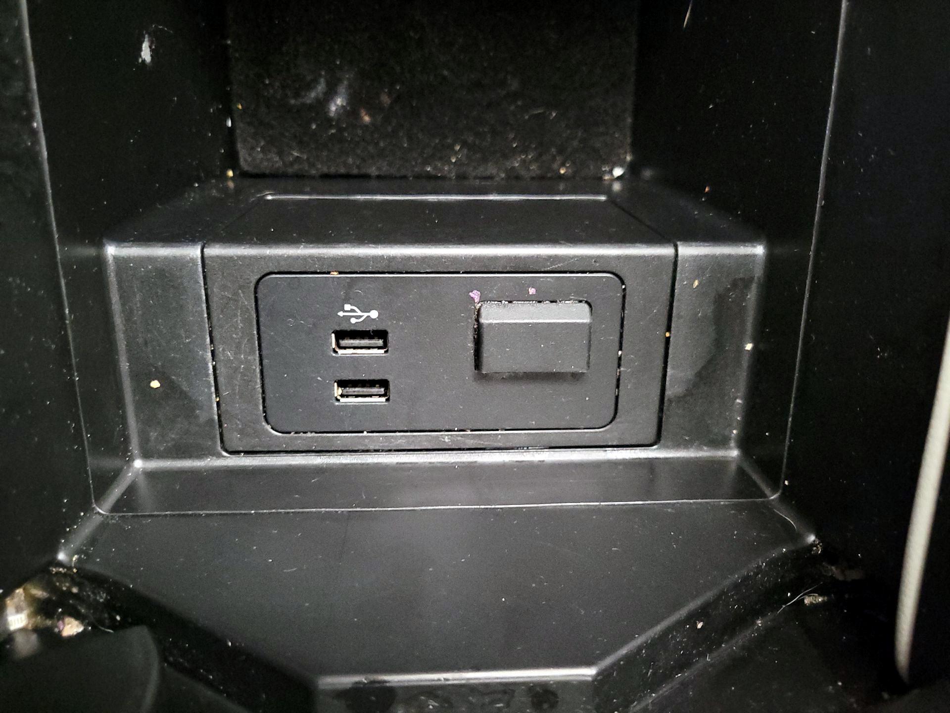 Thumbnail: 2022 Mazda CX-9 - 19