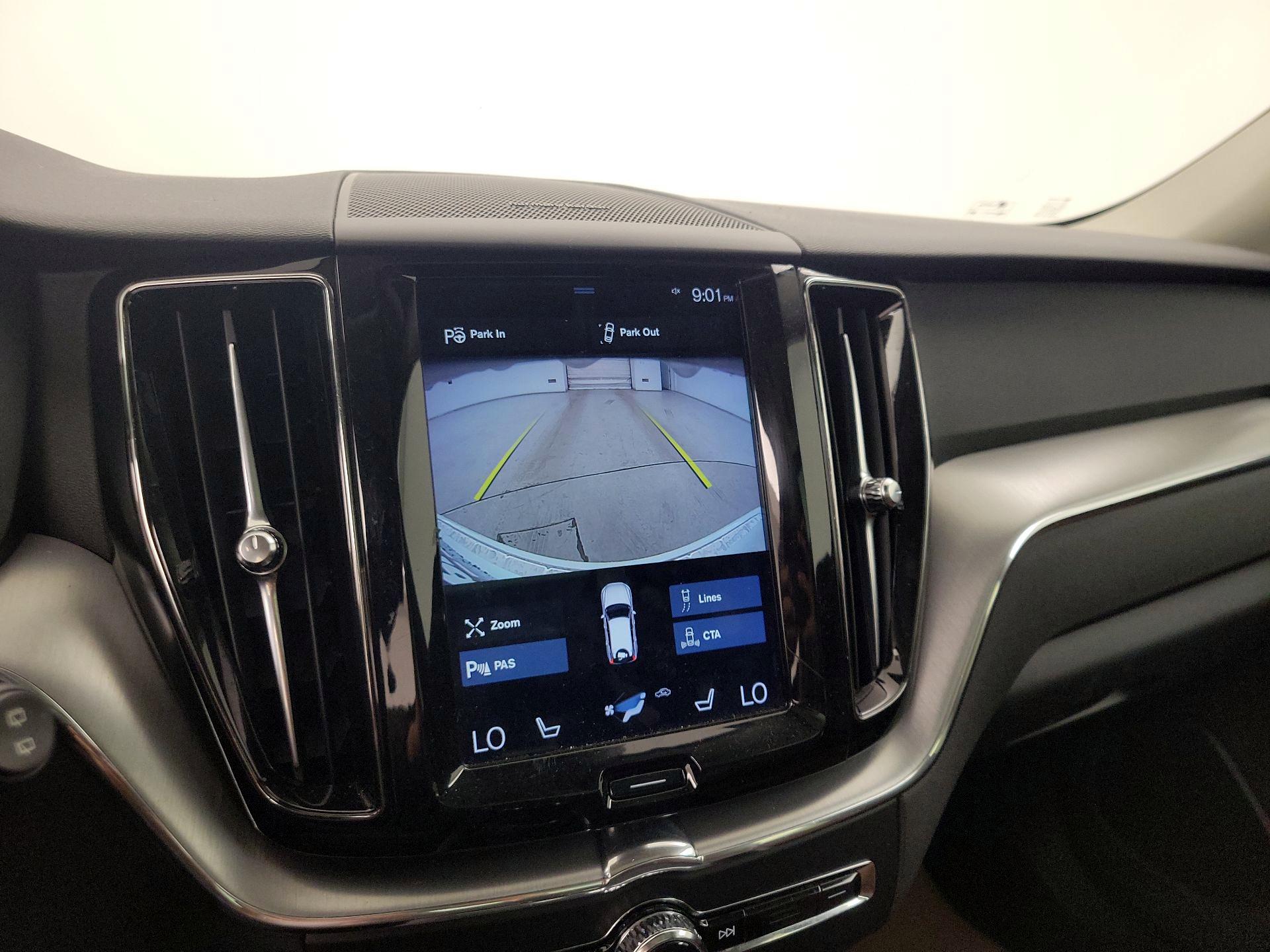 Thumbnail: 2019 Volvo XC60 - 15