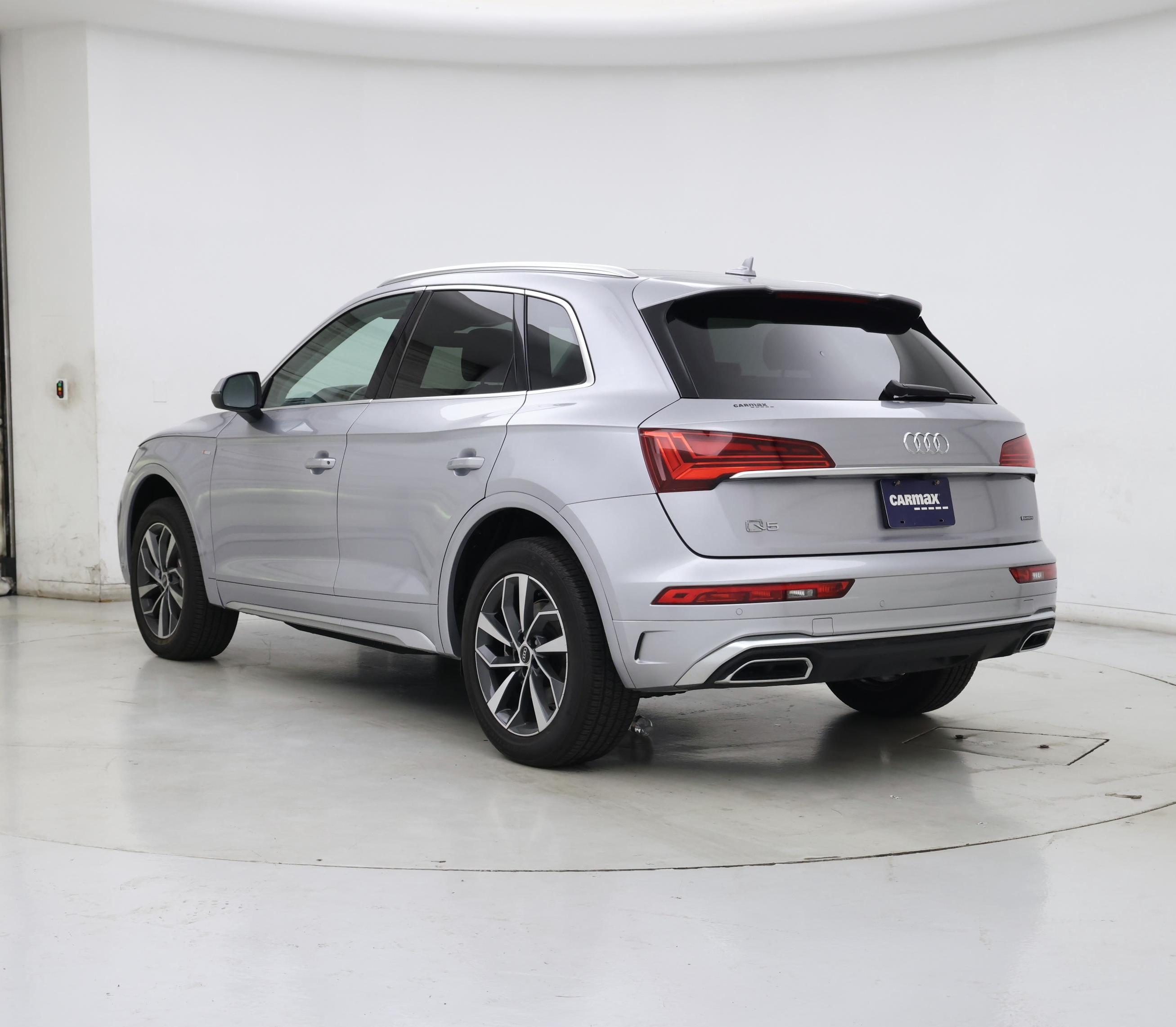 Thumbnail: 2022 Audi Q5 - 2