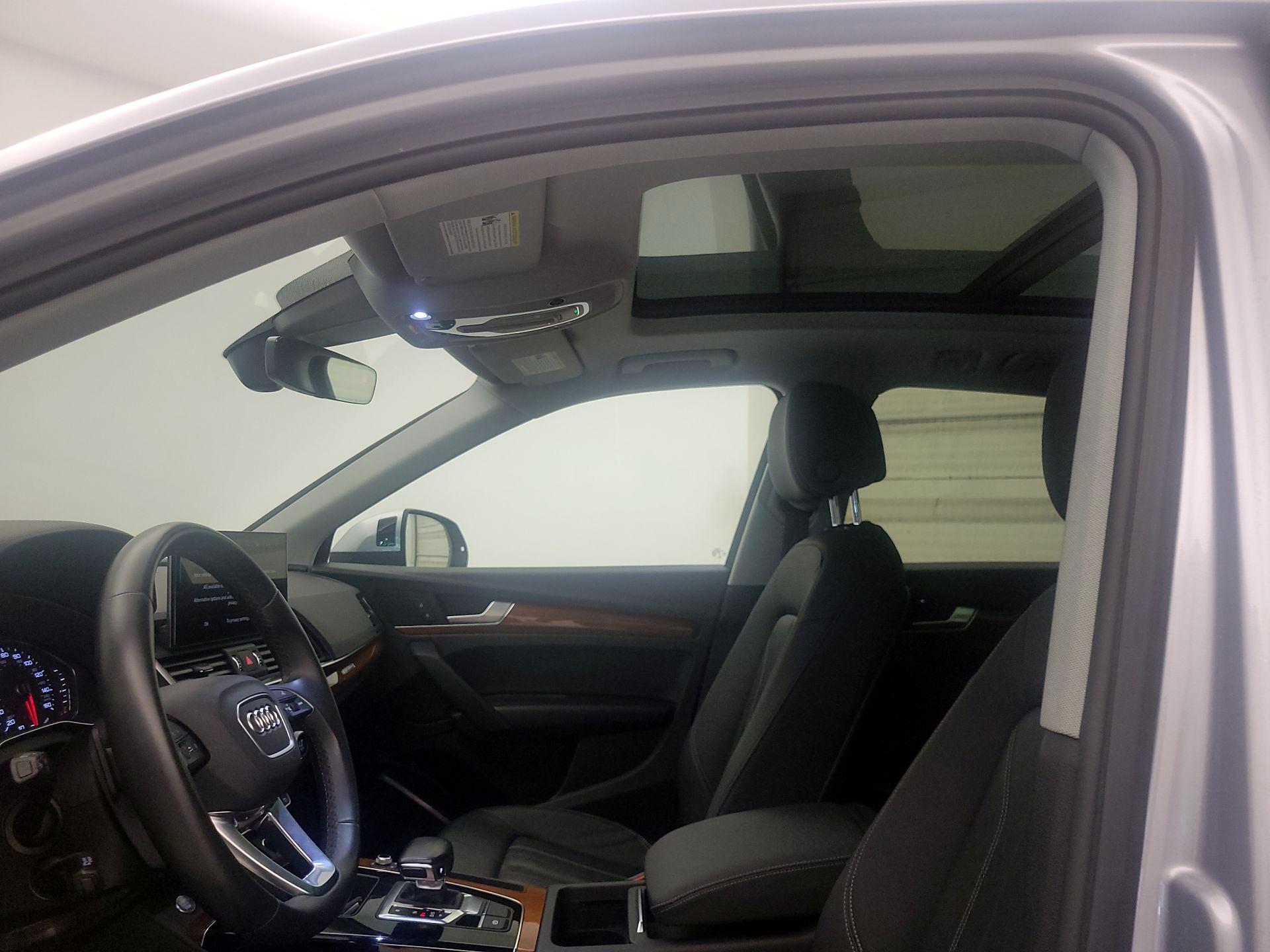 Thumbnail: 2022 Audi Q5 - 19