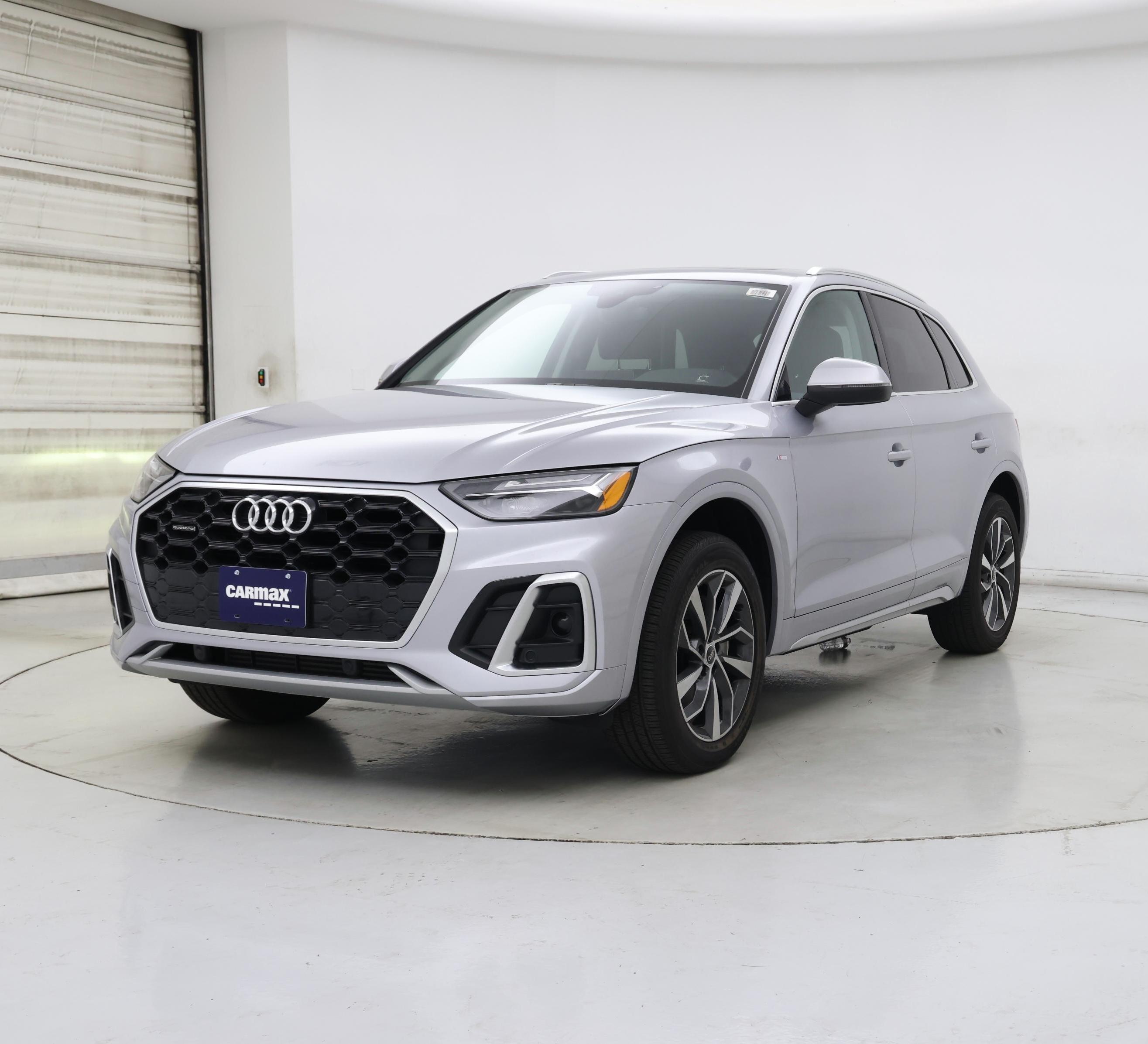 Thumbnail: 2022 Audi Q5 - 4