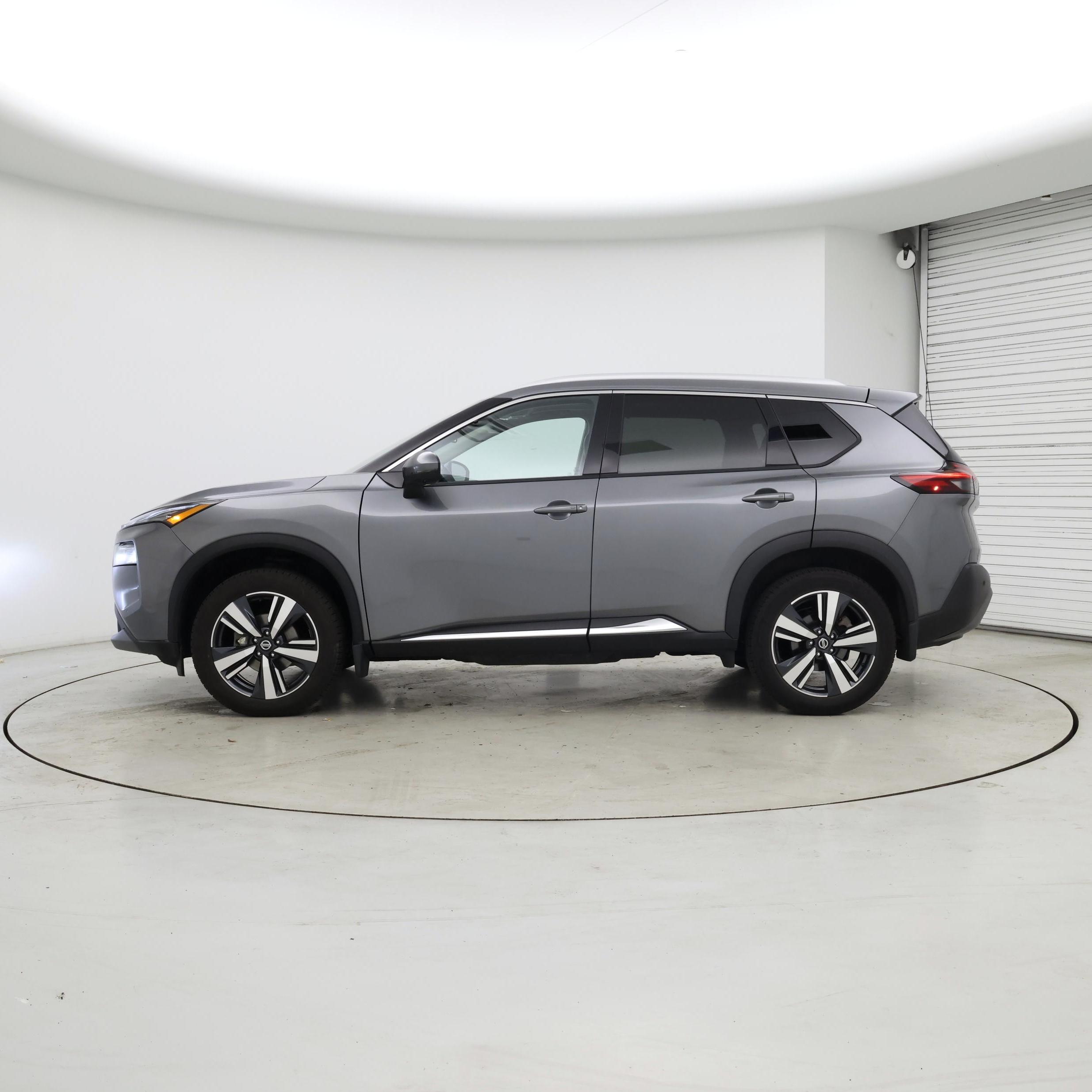 Thumbnail: 2021 Nissan Rogue - 3