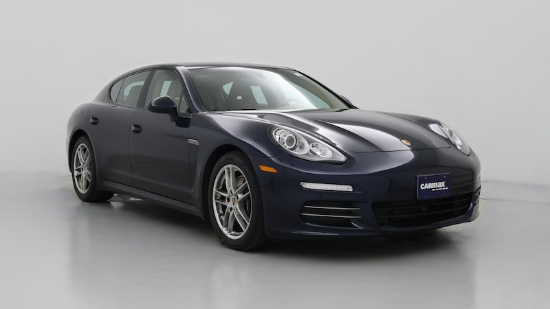 2016 Porsche Panamera 4 Hero Image