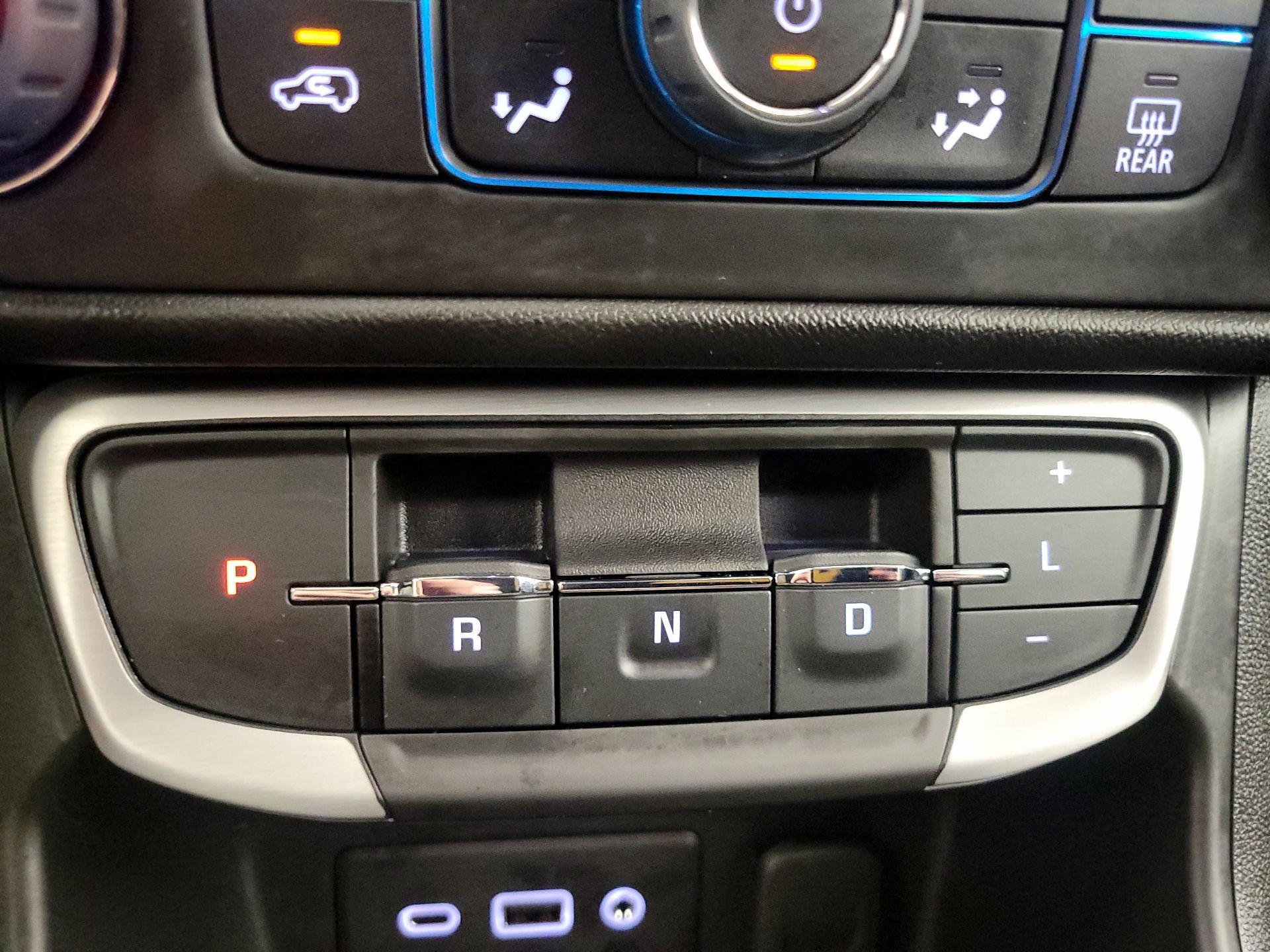 Thumbnail: 2023 GMC Terrain - 17