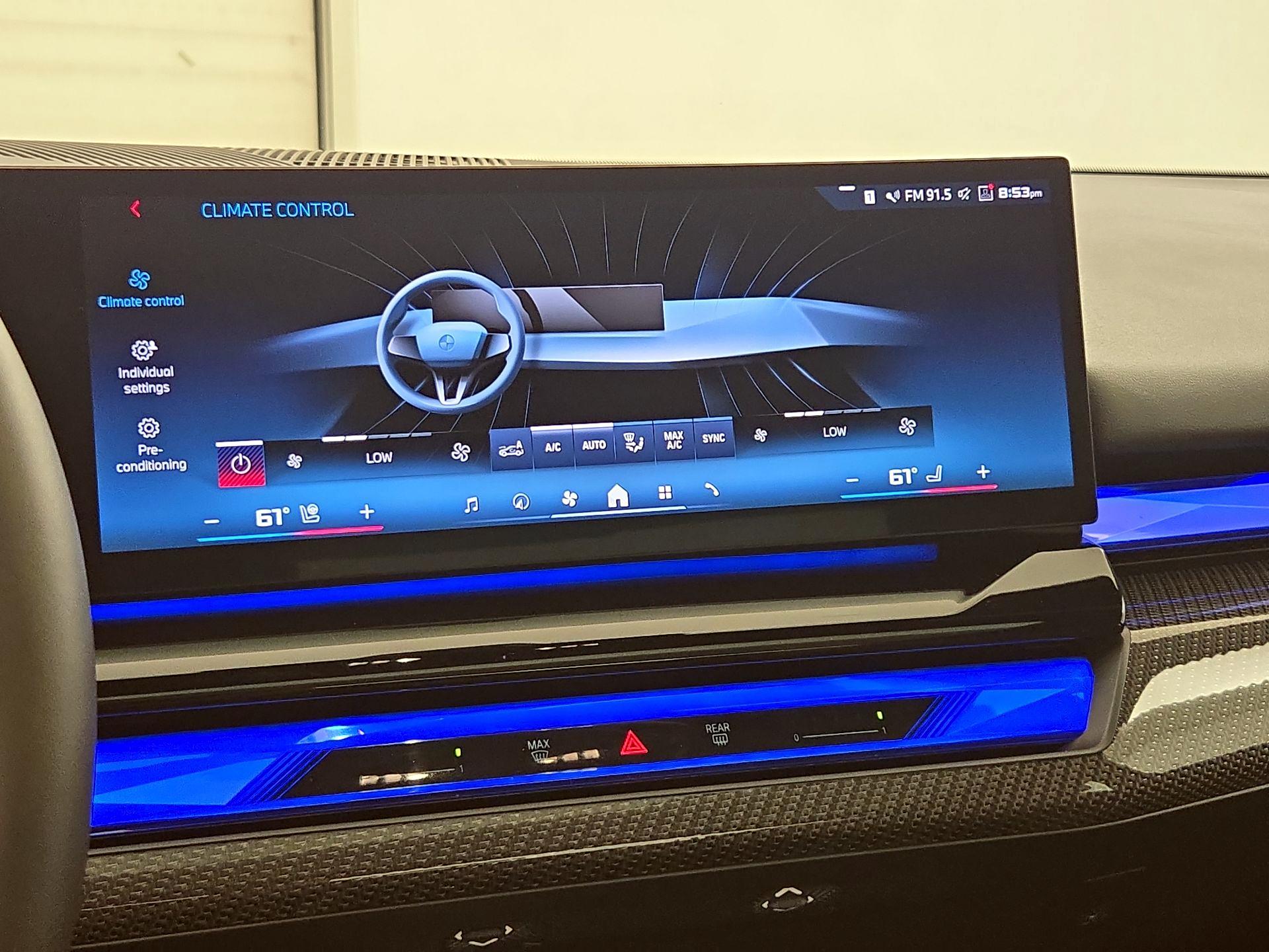 Thumbnail: 2024 BMW i5 - 17