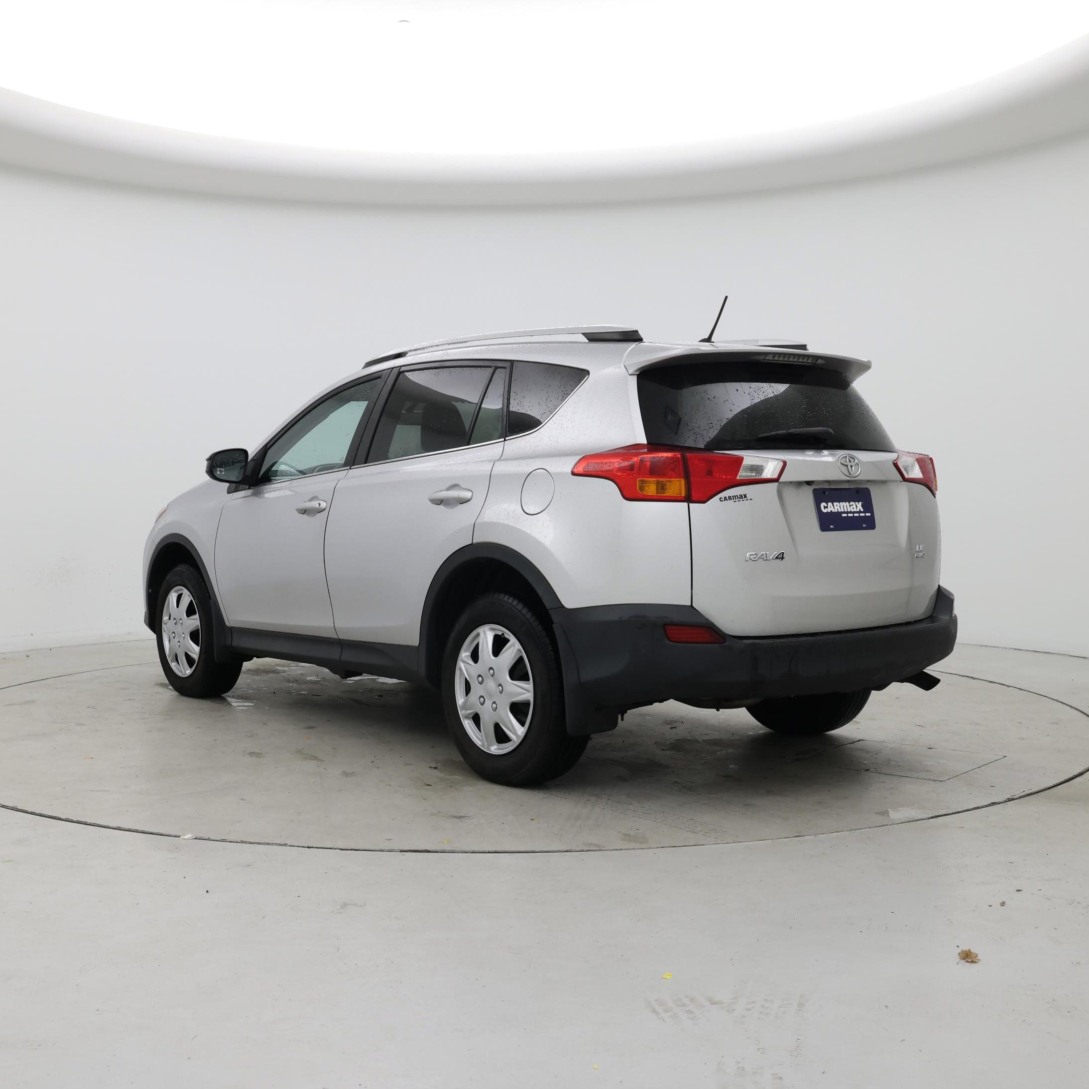 Thumbnail: 2015 Toyota RAV4 - 2