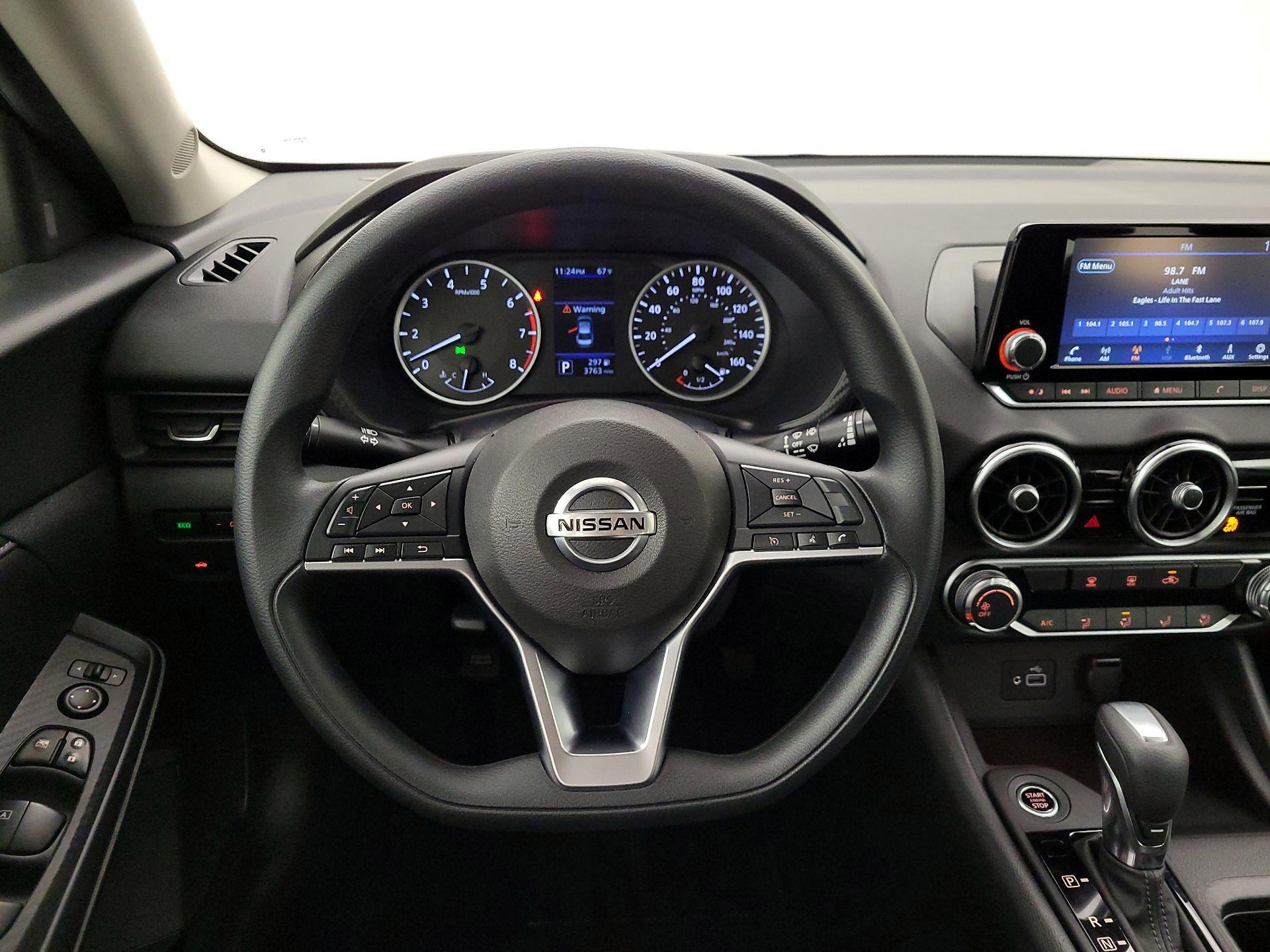 Thumbnail: 2023 Nissan Sentra - 10
