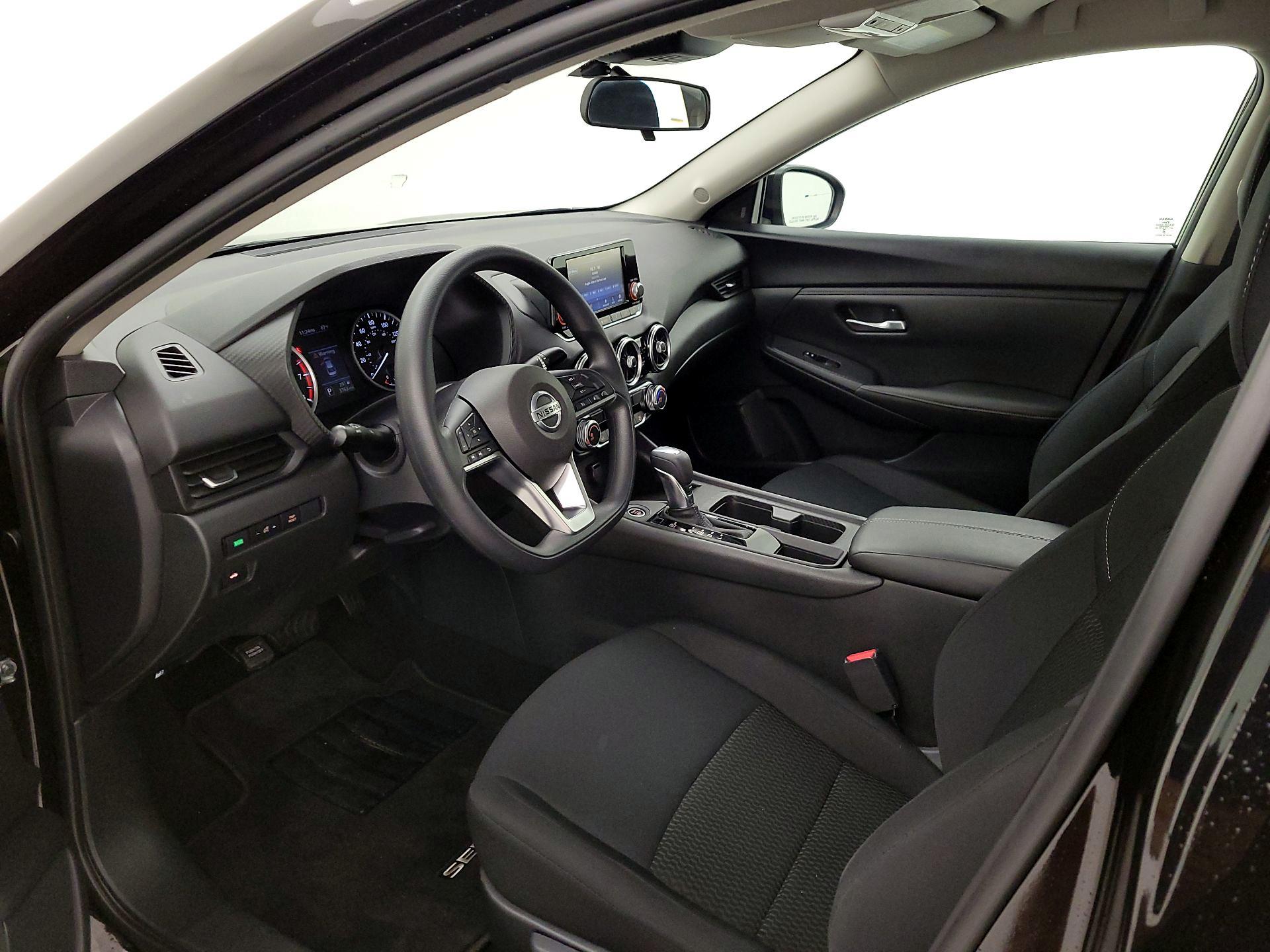 Thumbnail: 2023 Nissan Sentra - 11