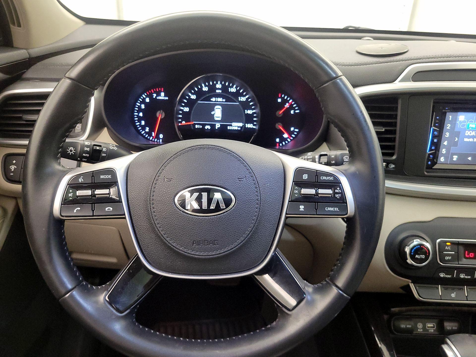 Thumbnail: 2020 Kia Sorento - 10