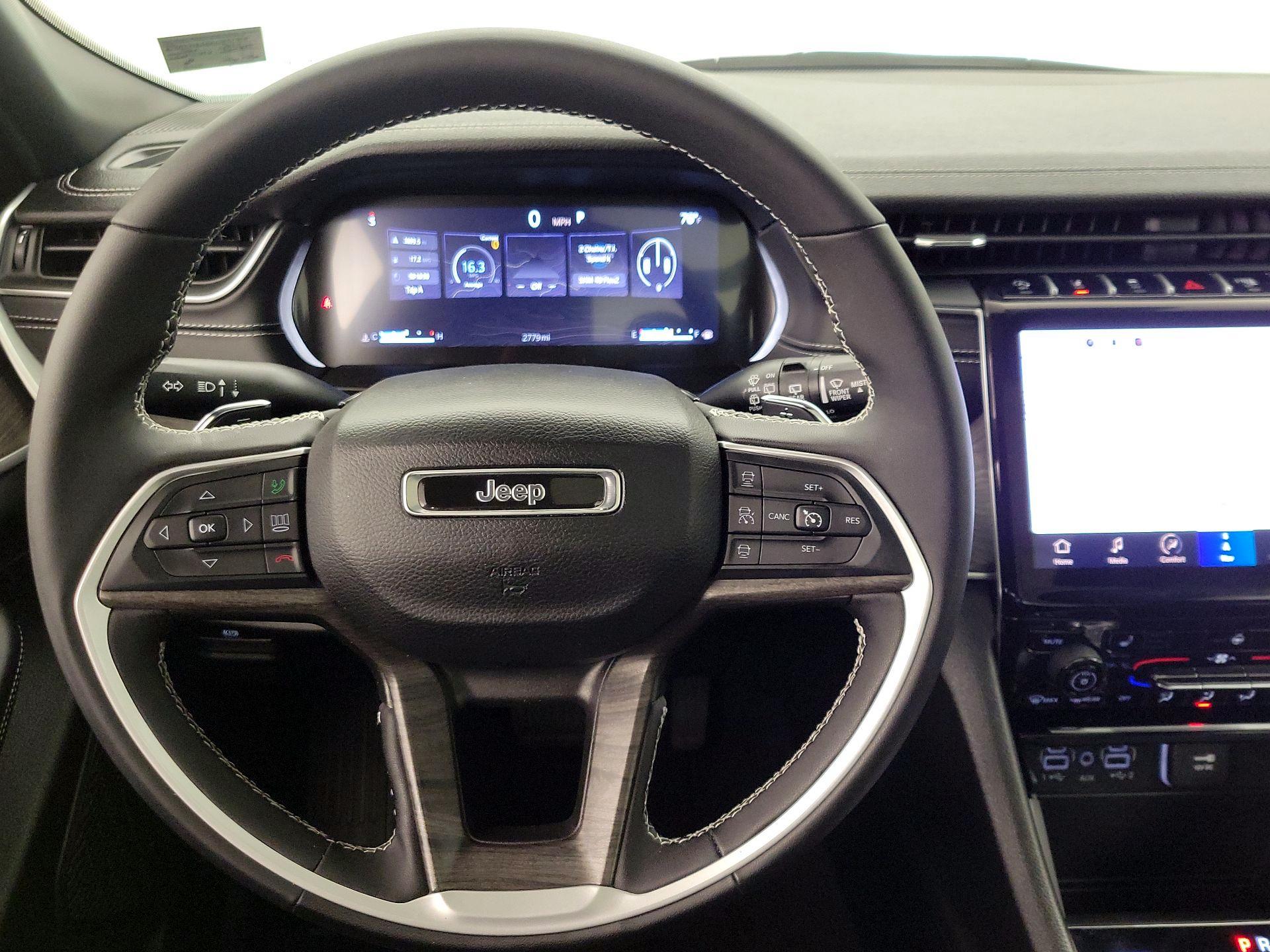 Thumbnail: 2024 Jeep Grand Cherokee - 10