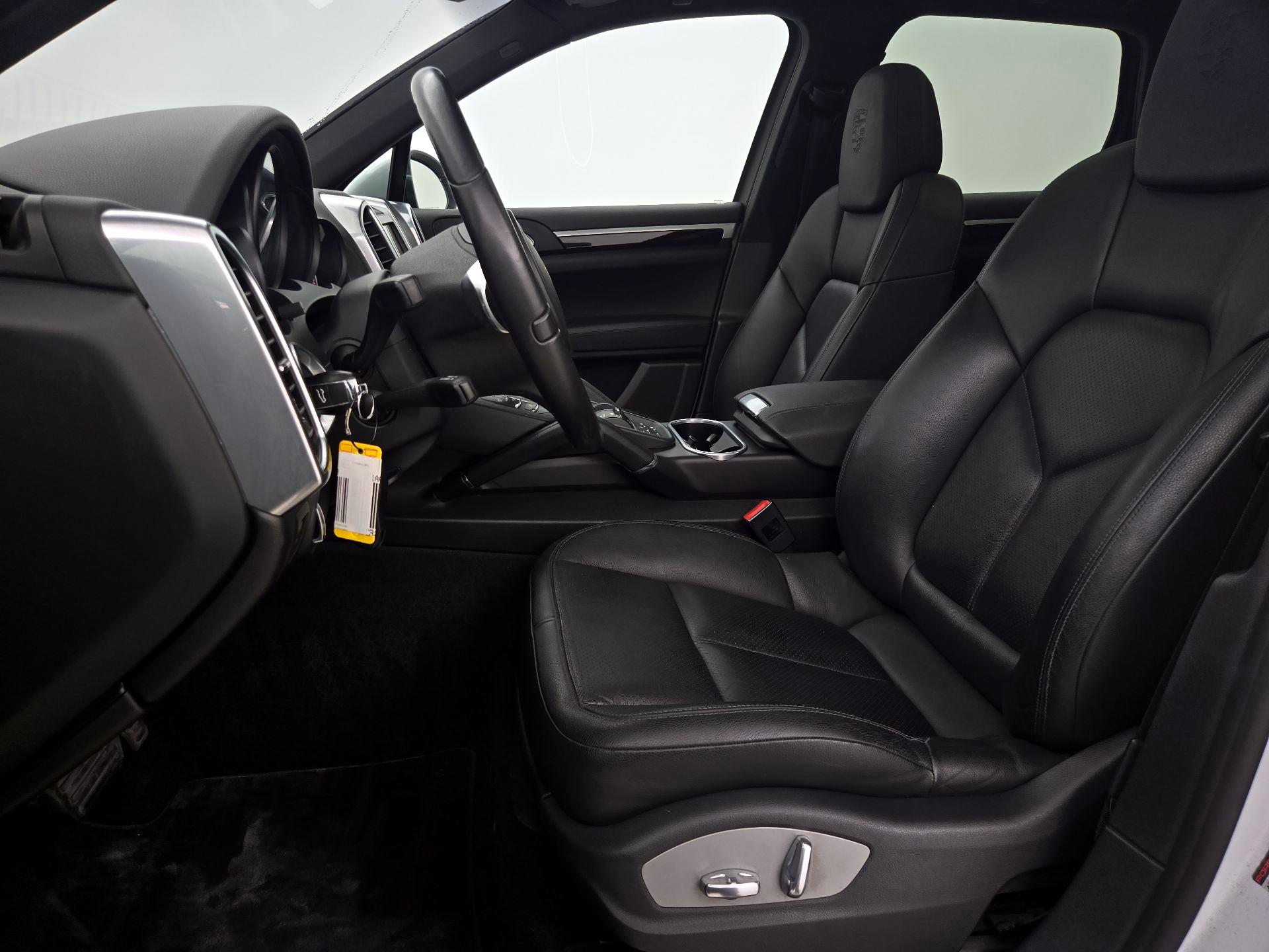 Thumbnail: 2014 Porsche Cayenne - 11