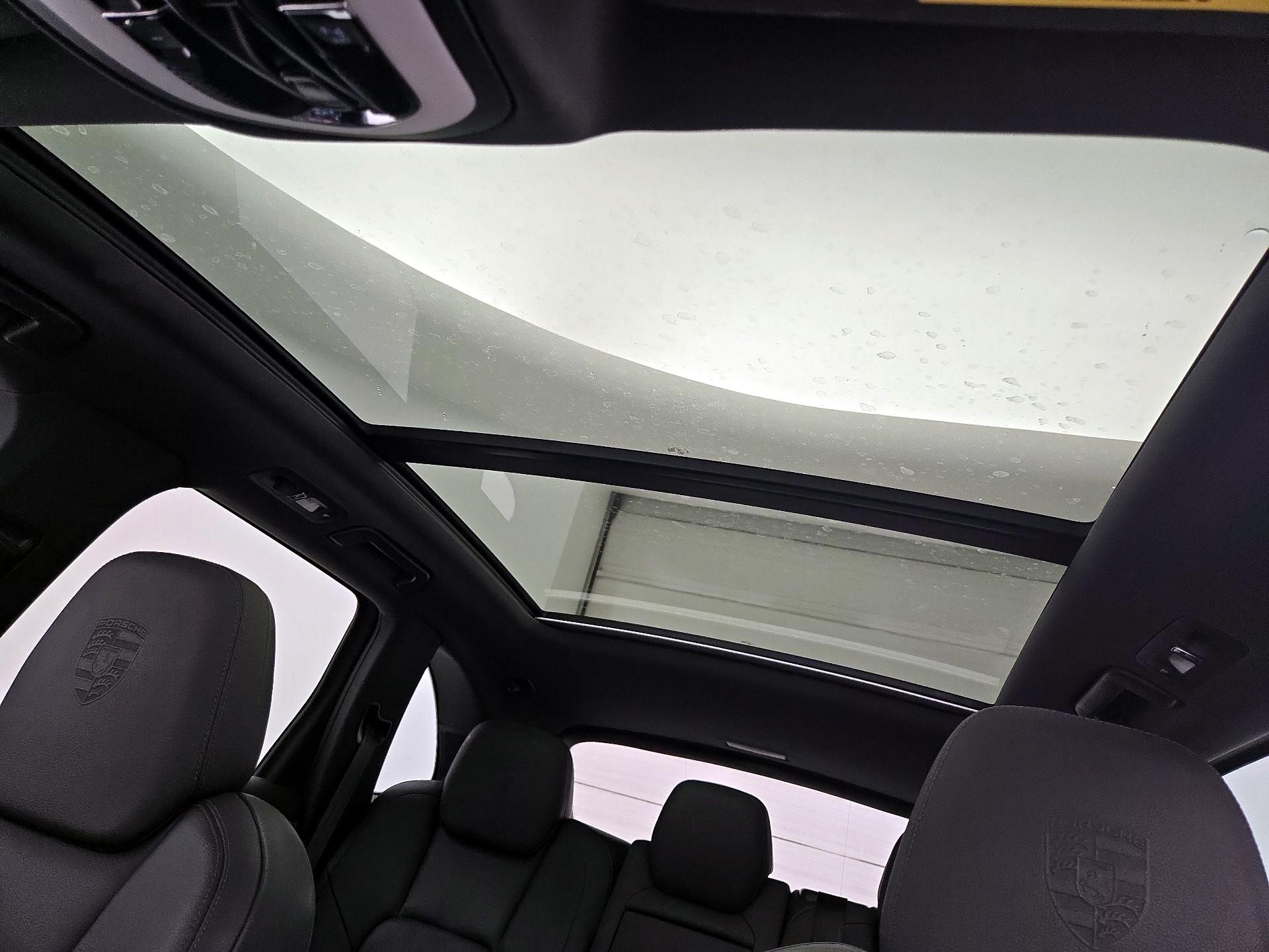 Thumbnail: 2014 Porsche Cayenne - 20