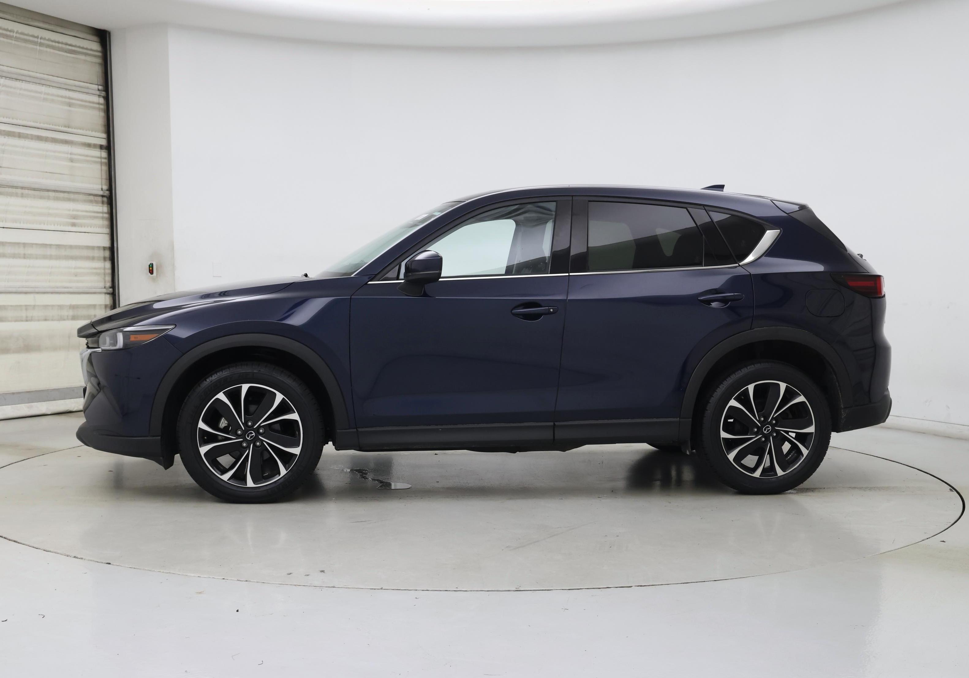 Thumbnail: 2022 Mazda CX-5 - 3