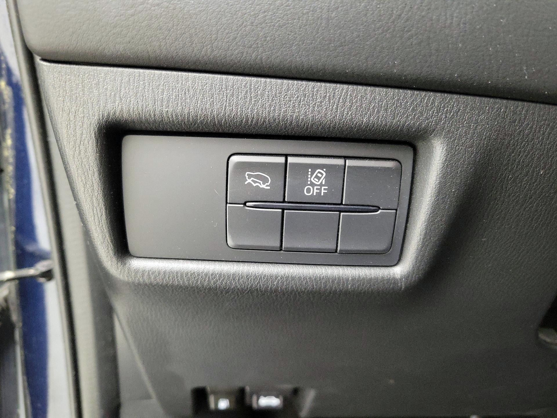 Thumbnail: 2022 Mazda CX-5 - 13