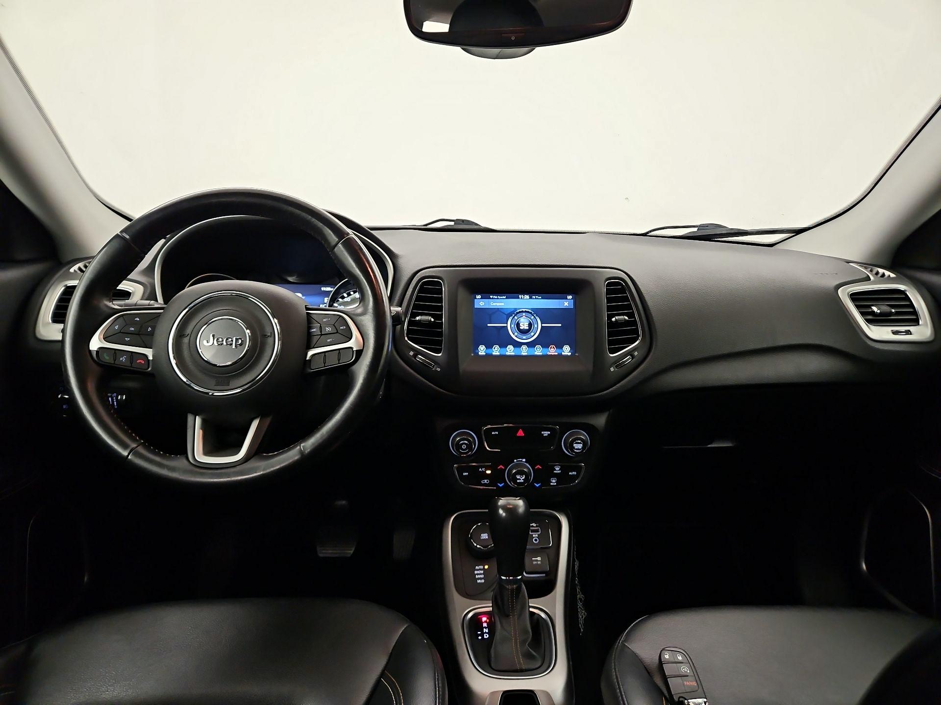 Thumbnail: 2019 Jeep Compass - 9