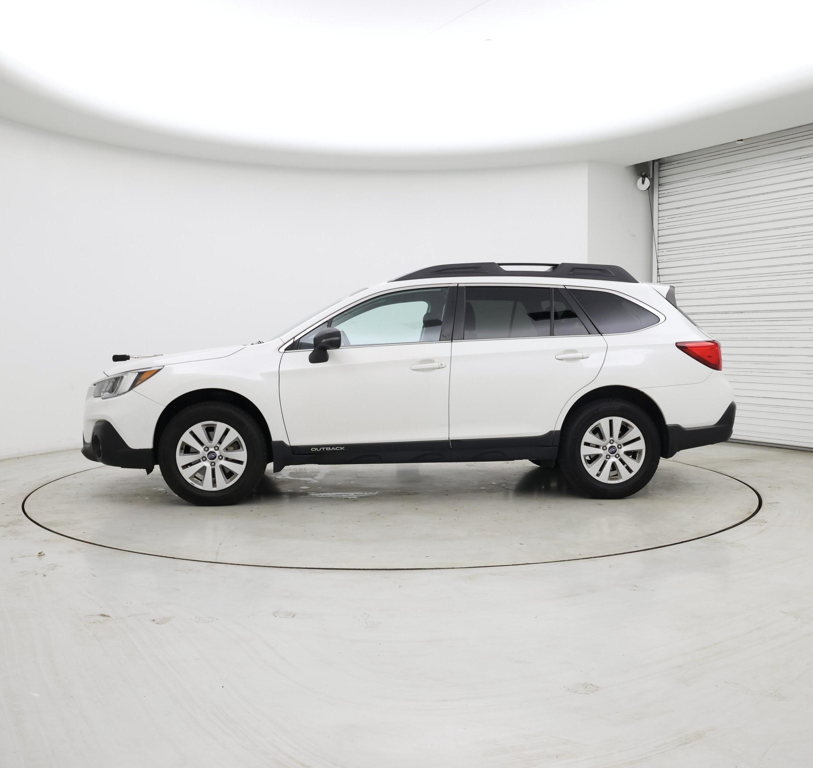 Thumbnail: 2019 Subaru Outback - 3