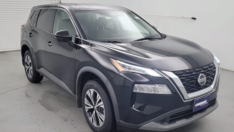 2021 Nissan Rogue SV Hero Image