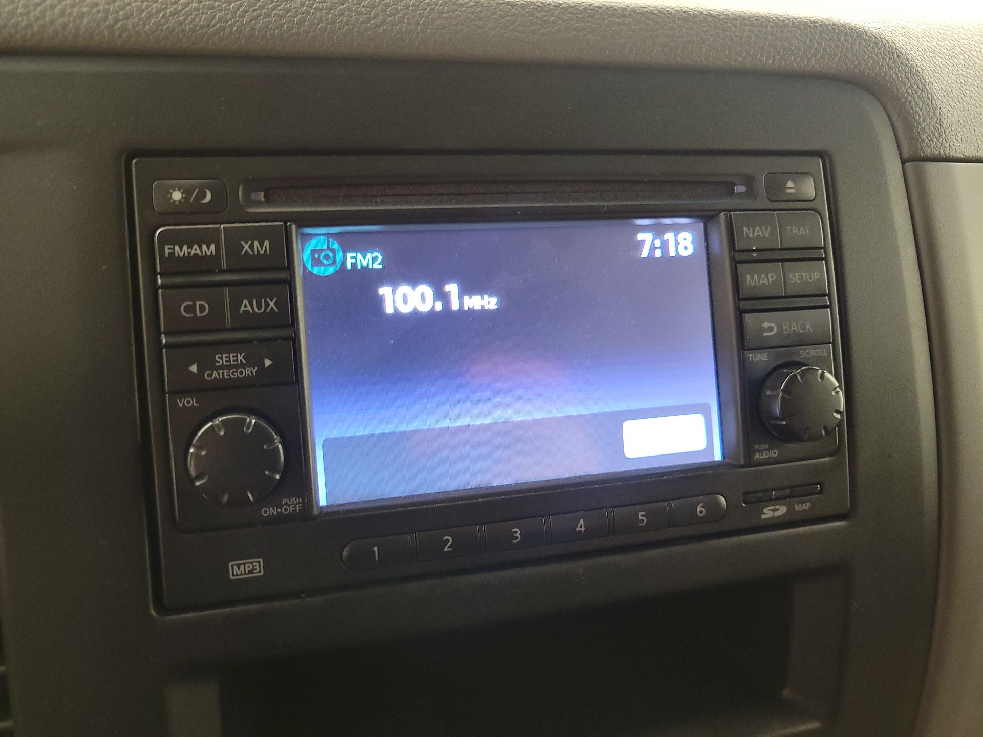 Thumbnail: 2014 Nissan NV - 16