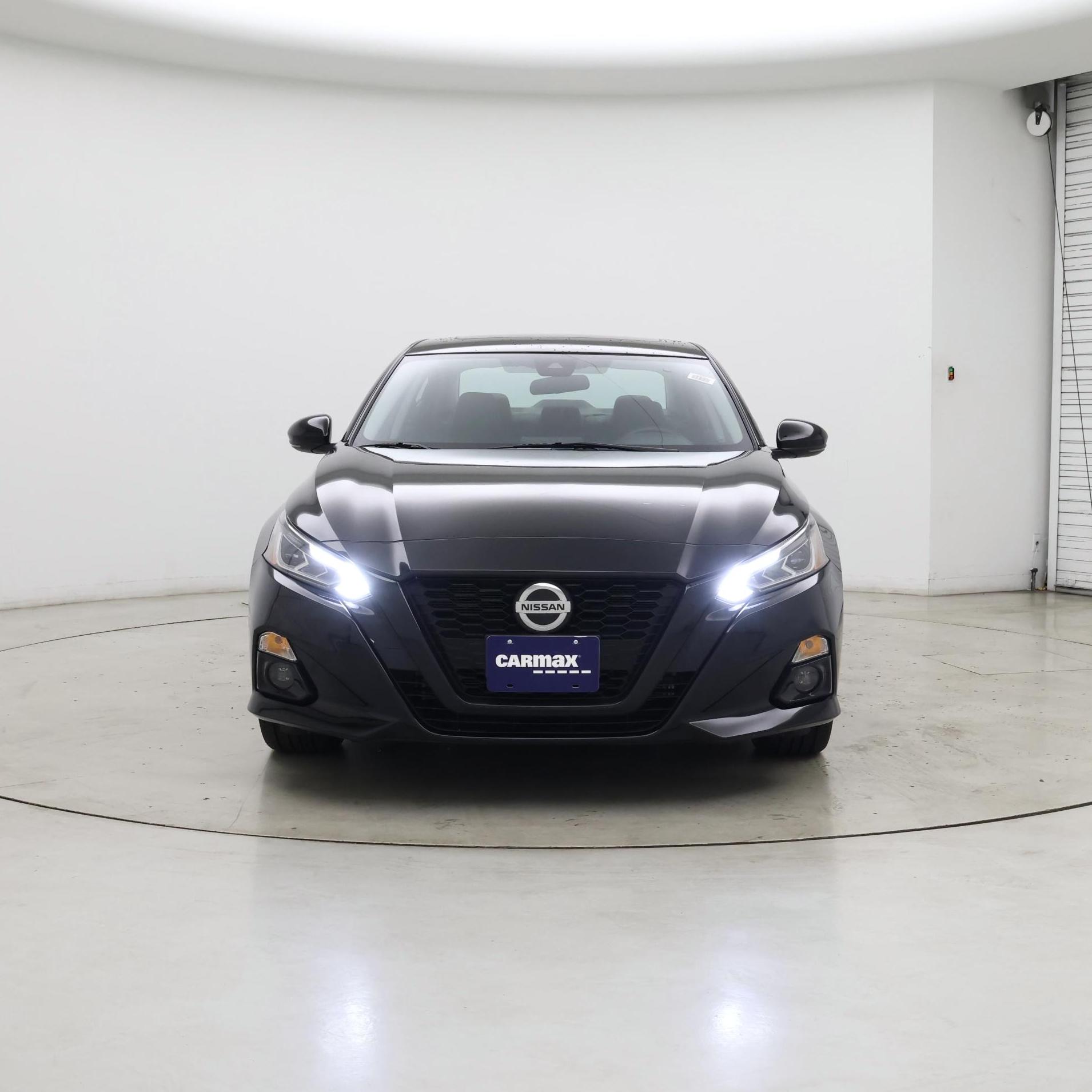 Thumbnail: 2022 Nissan Altima - 5