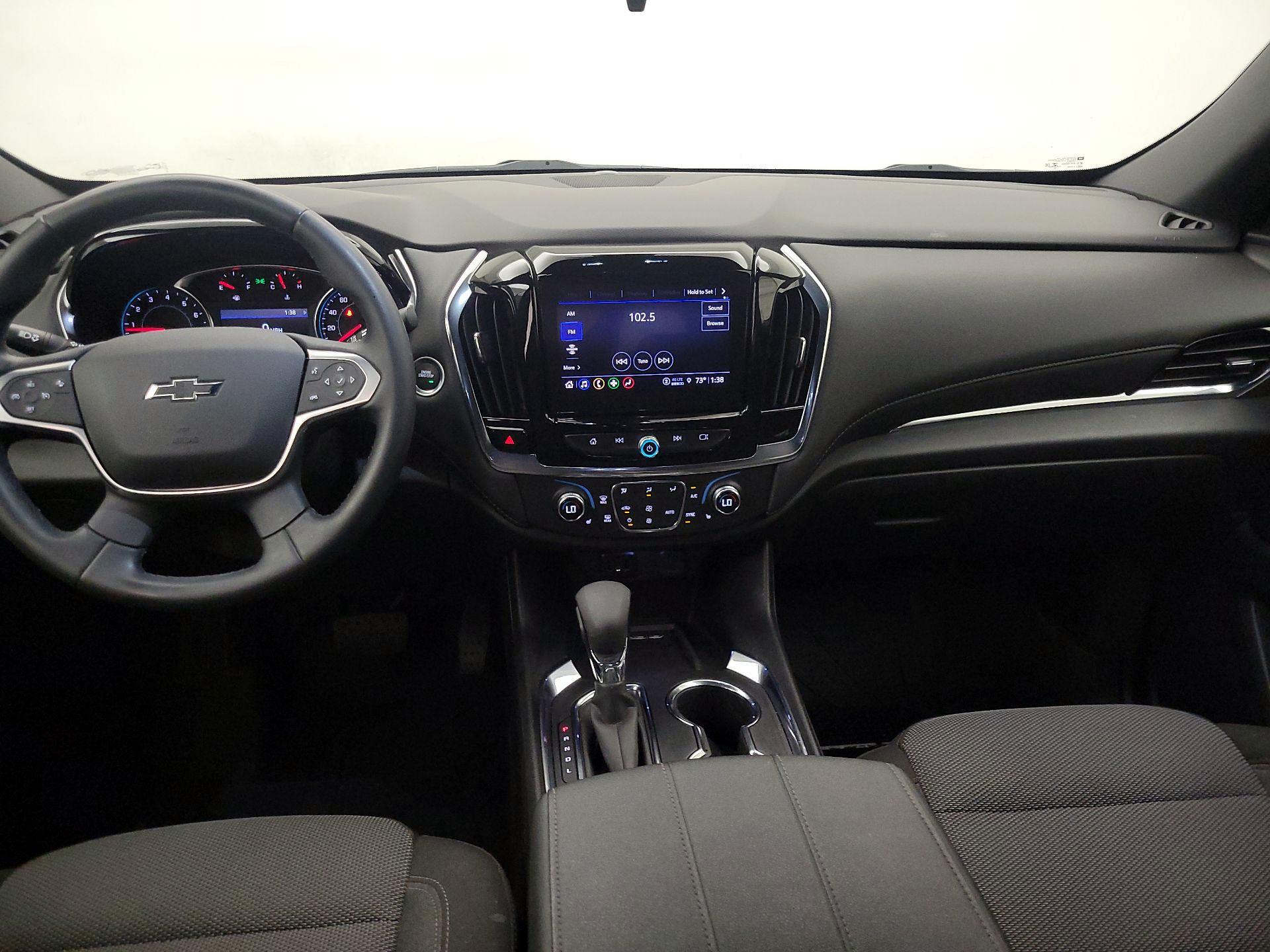 Thumbnail: 2023 Chevrolet Traverse - 9