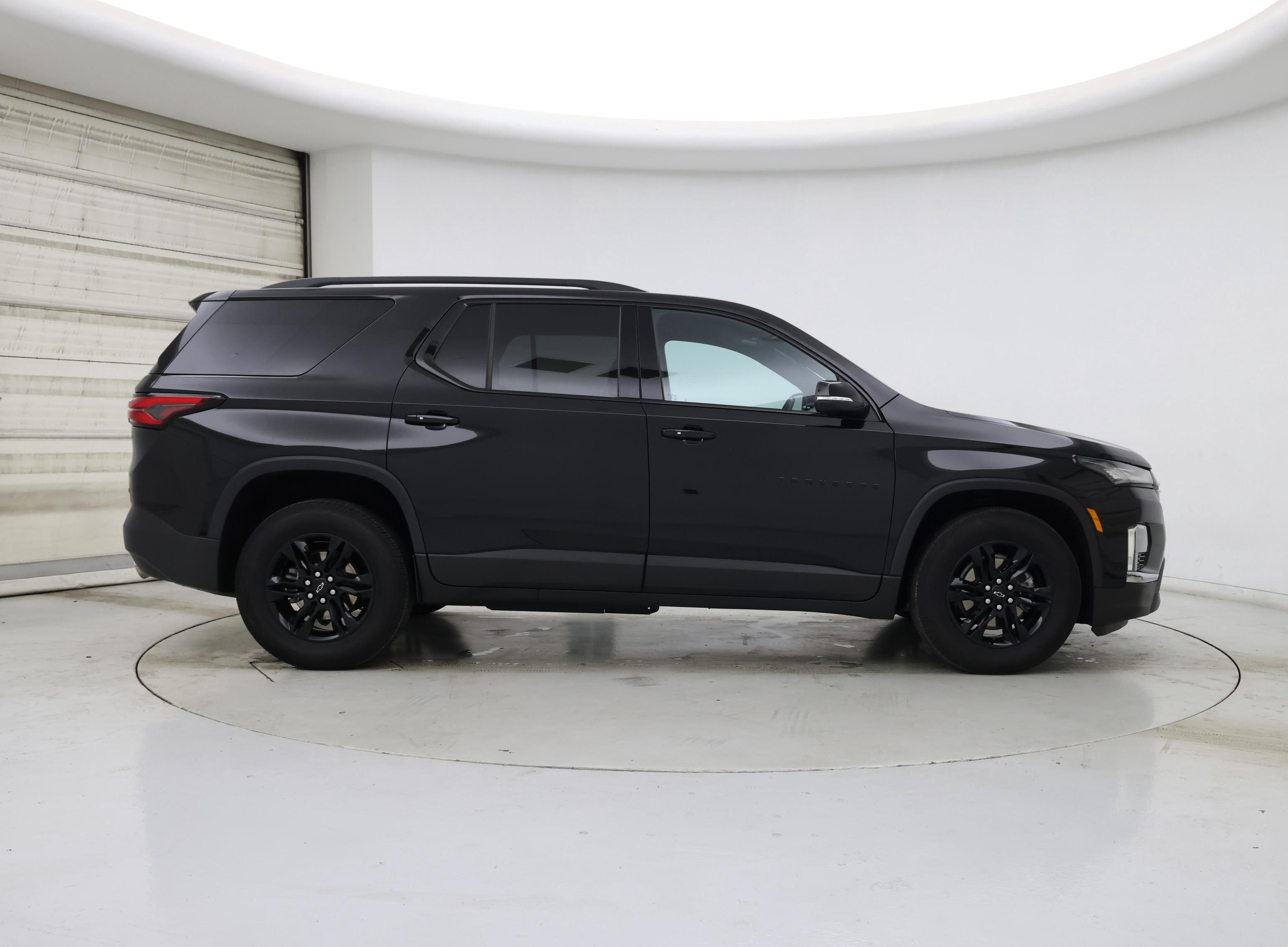 Thumbnail: 2023 Chevrolet Traverse - 7