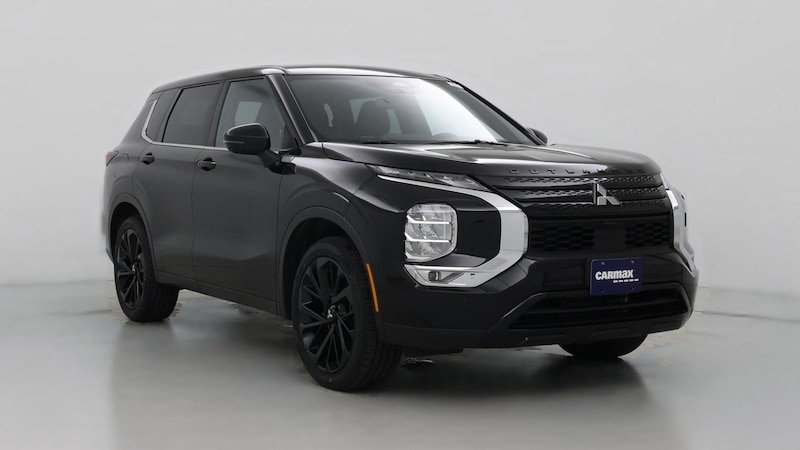 2023 Mitsubishi Outlander Black Edition Hero Image