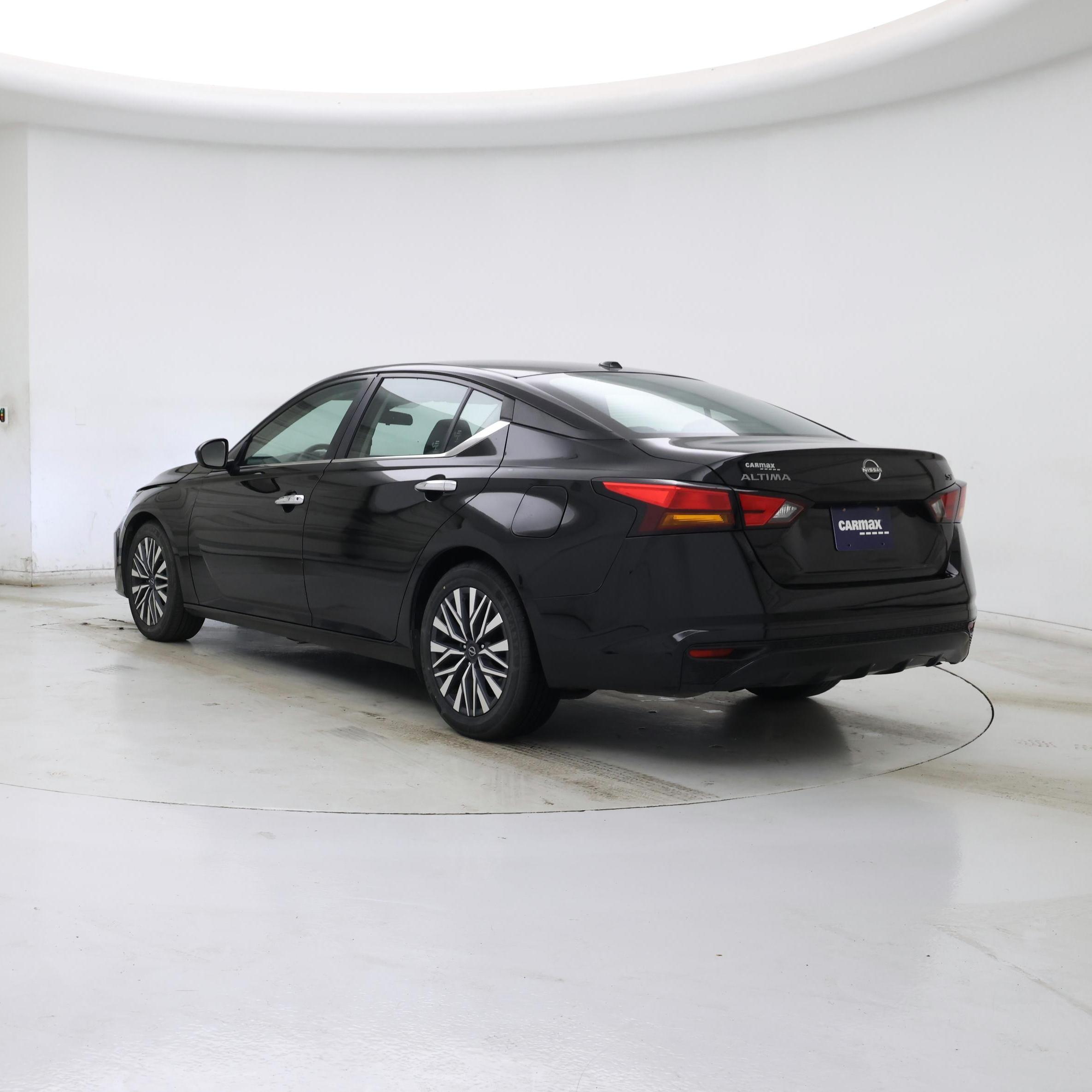 Thumbnail: 2023 Nissan Altima - 2
