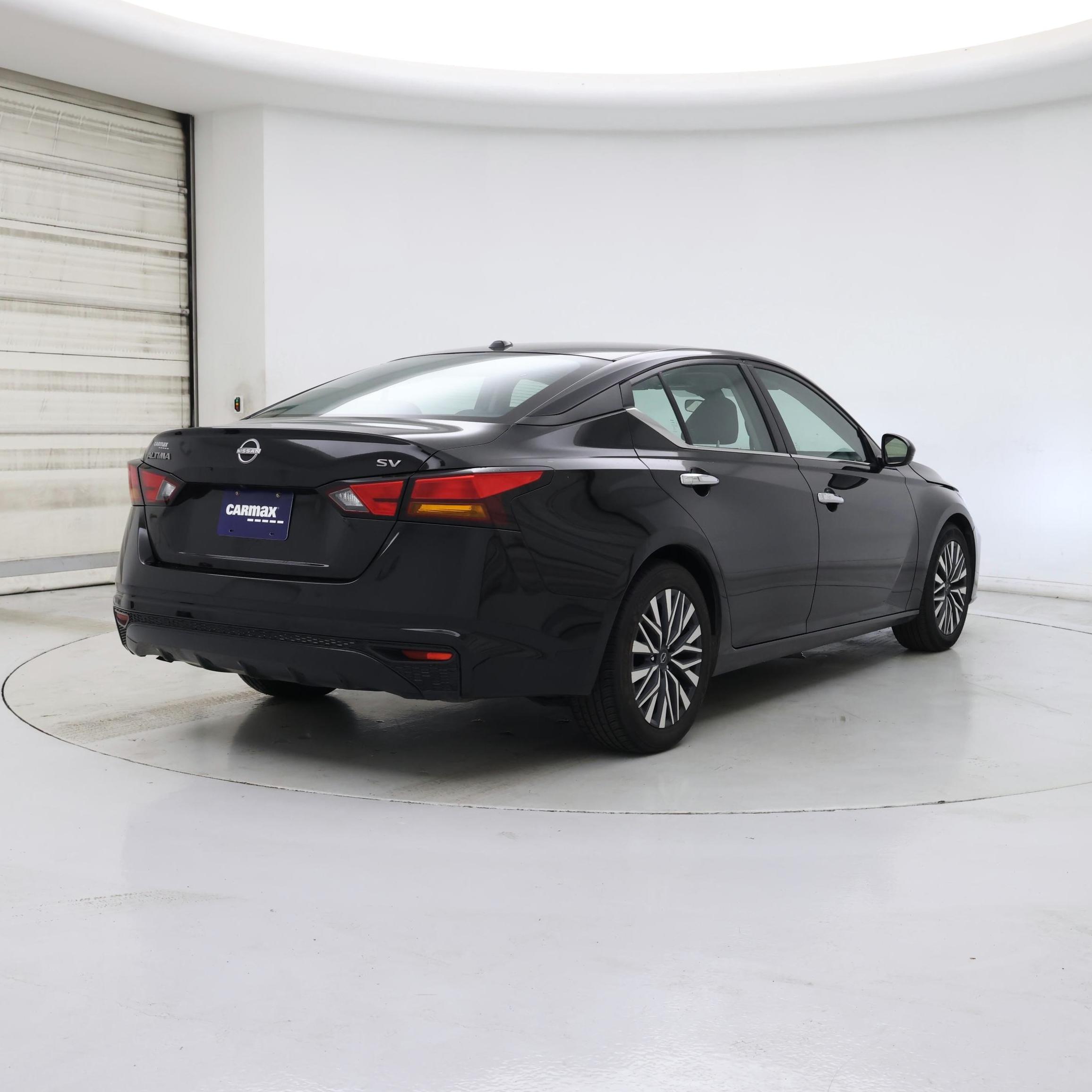 Thumbnail: 2023 Nissan Altima - 8