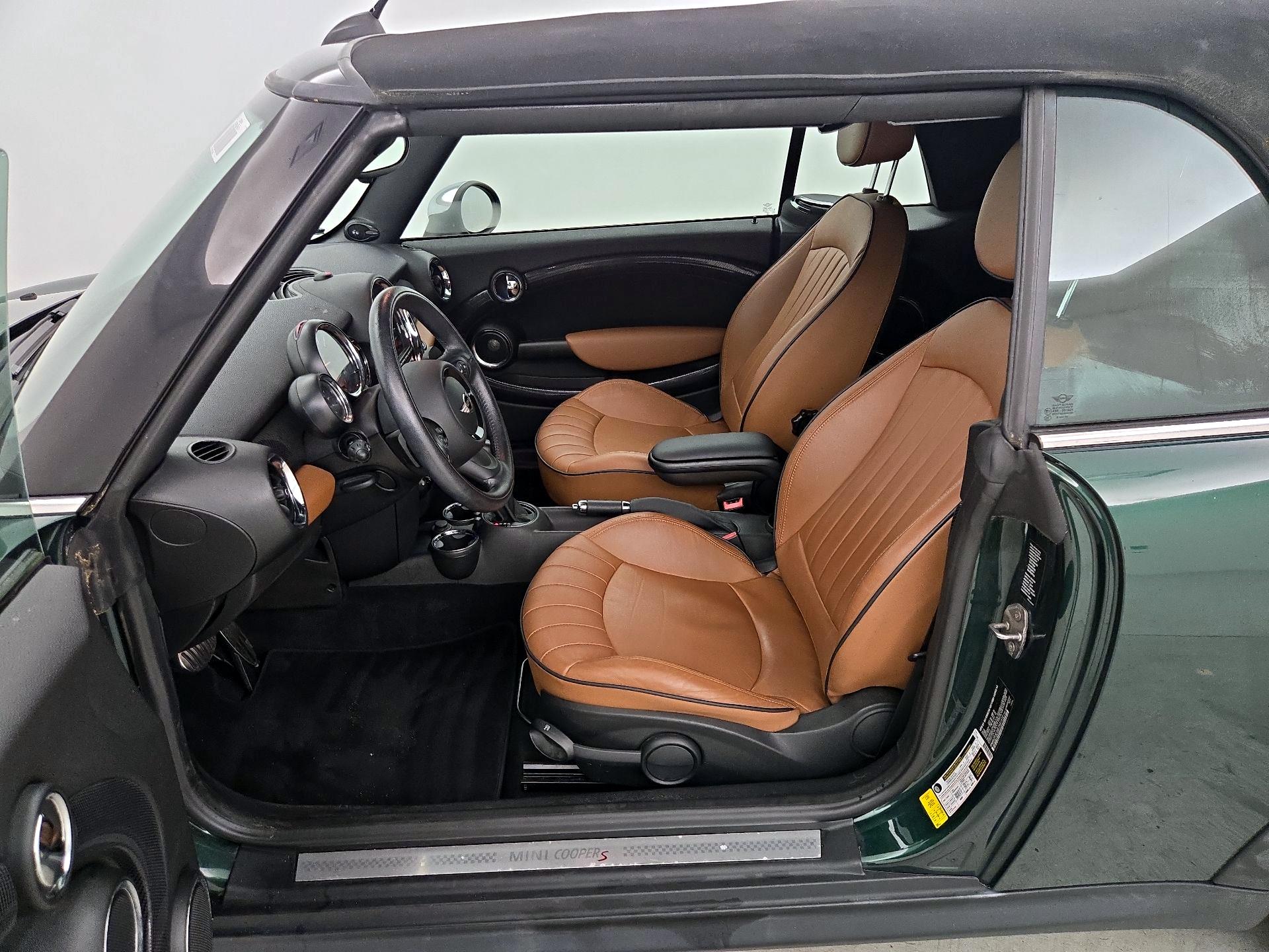 Thumbnail: 2015 MINI Cooper - 11