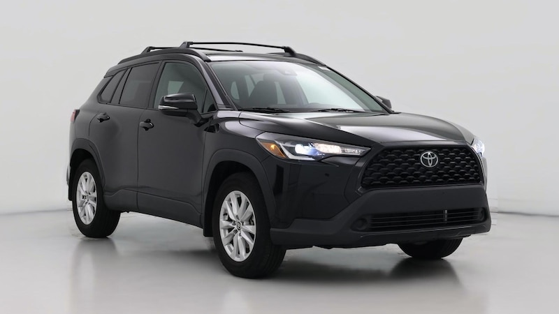 2022 Toyota Corolla Cross LE Hero Image
