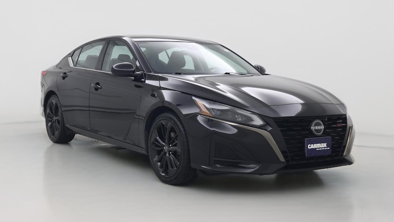 2023 Nissan Altima SR Hero Image
