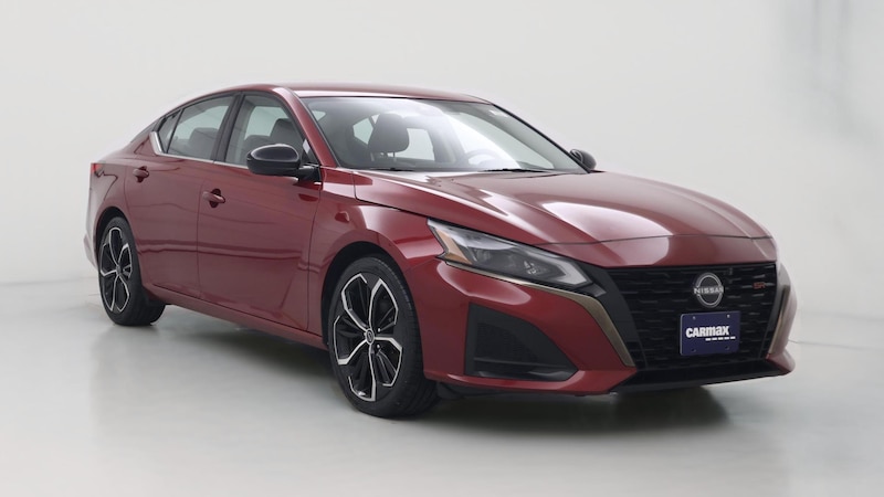 2023 Nissan Altima SR Hero Image