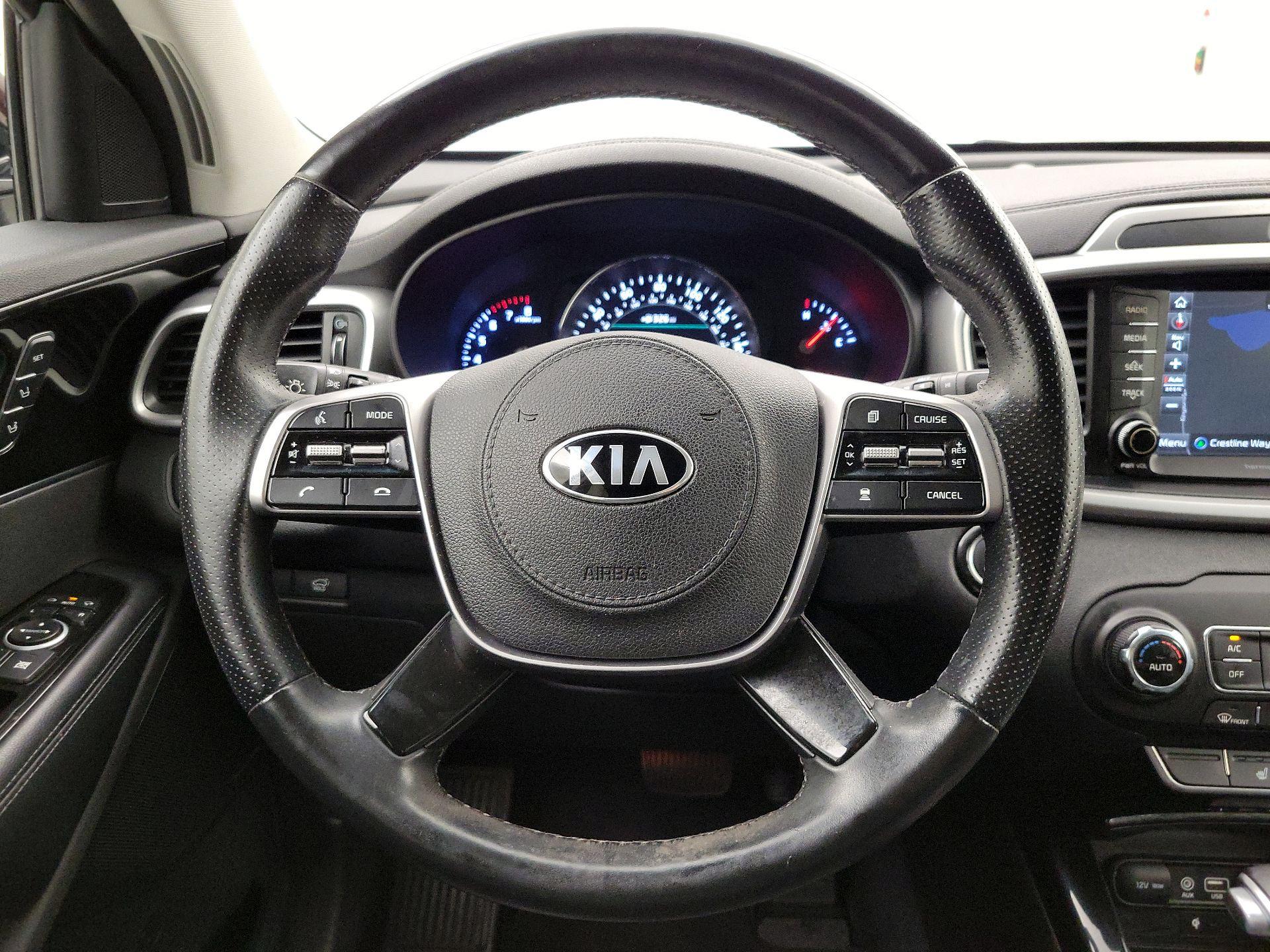Thumbnail: 2020 Kia Sorento - 10