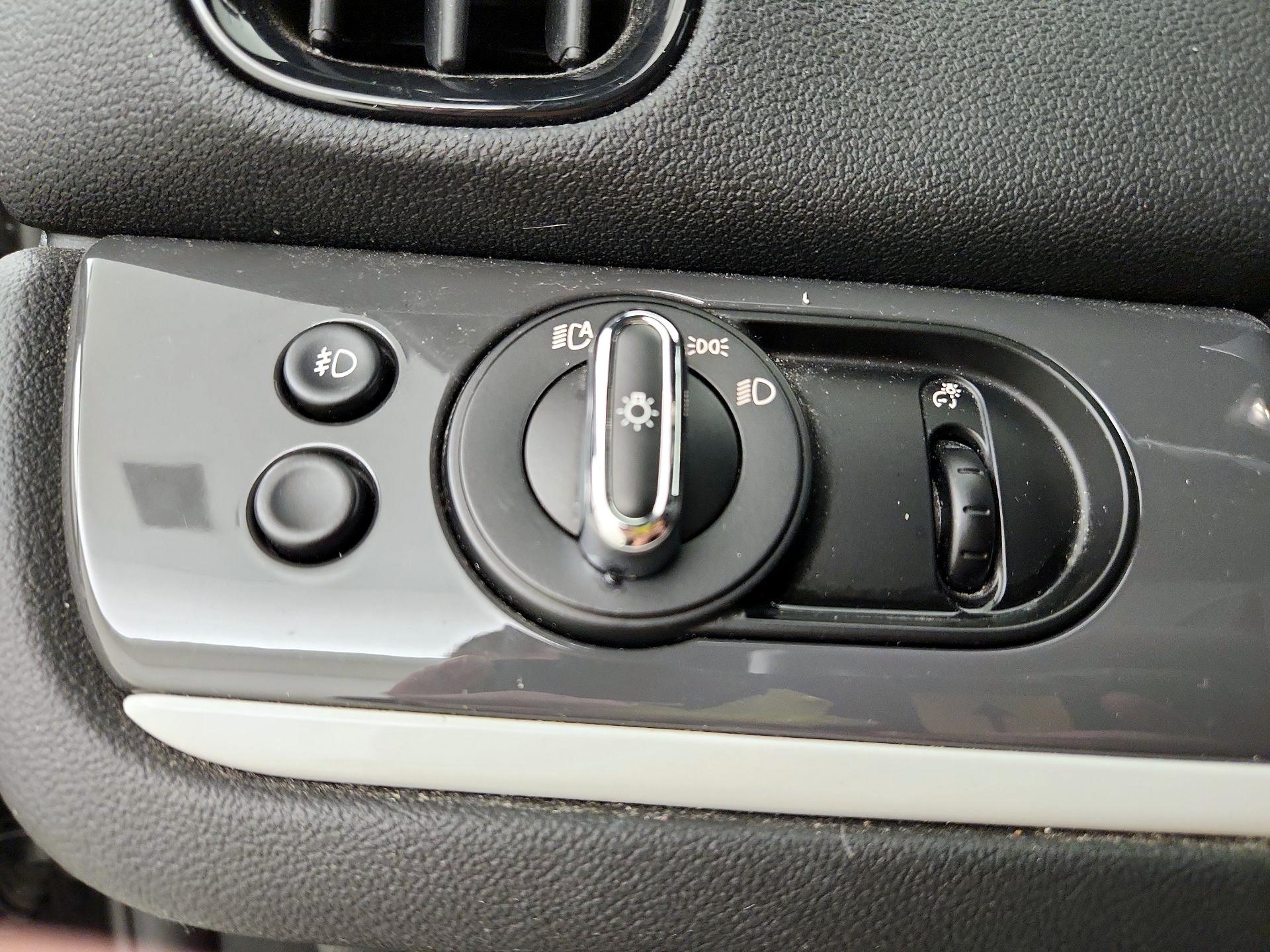 Thumbnail: 2019 MINI Cooper Countryman - 13