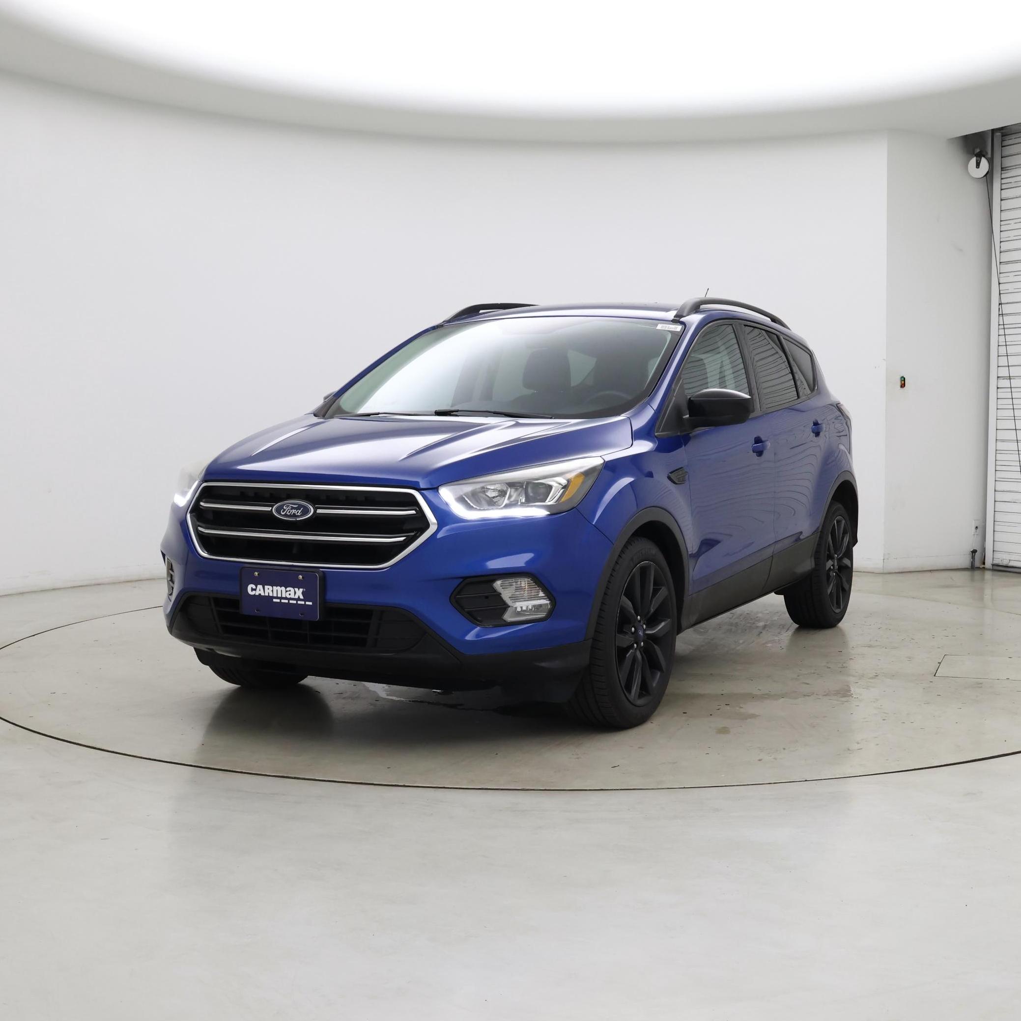 Thumbnail: 2017 Ford Escape - 4